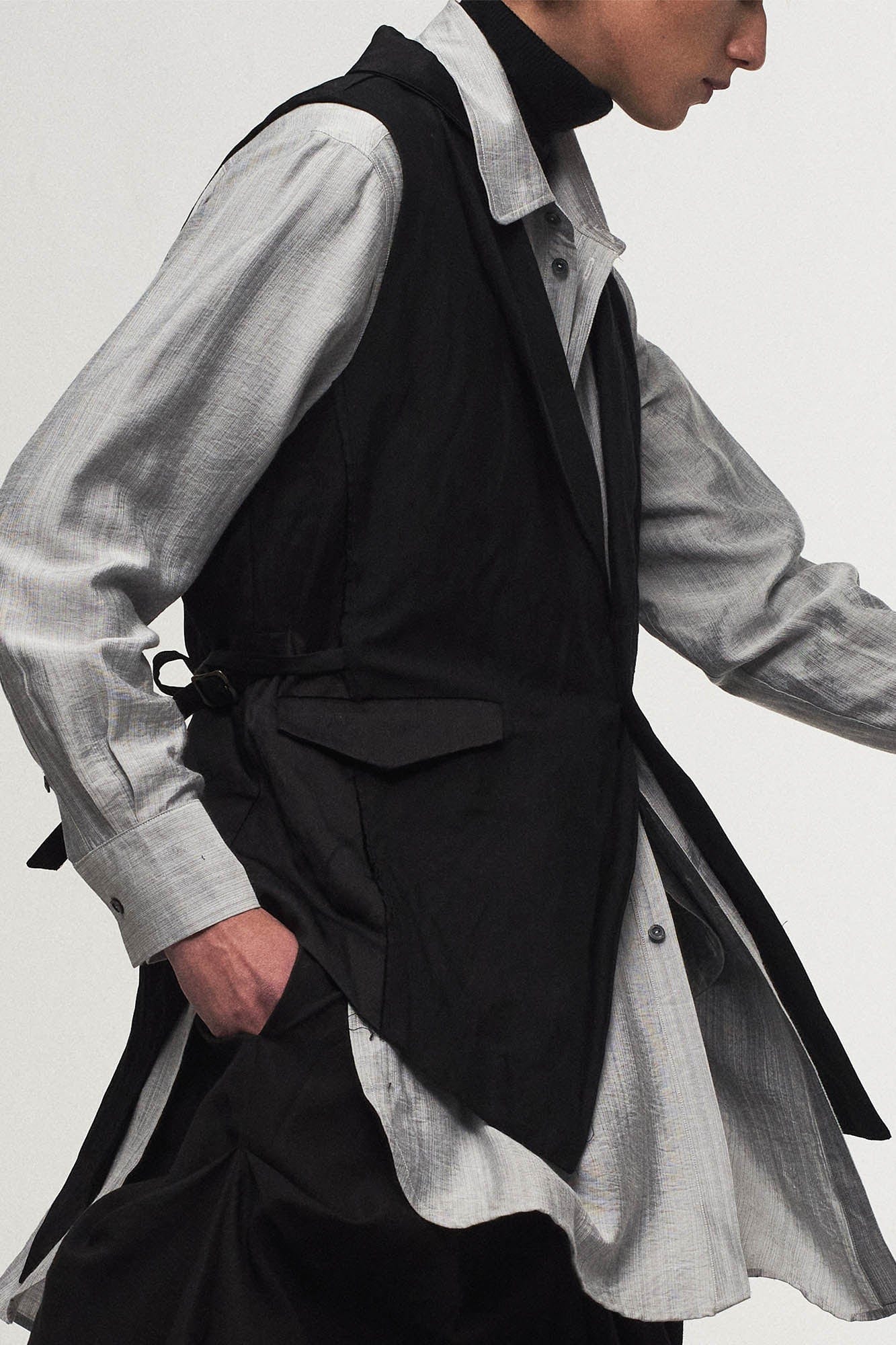 ILNya Nieternite Nifutur Asymmetrical Shawl Collar Belted Crinkled Vest