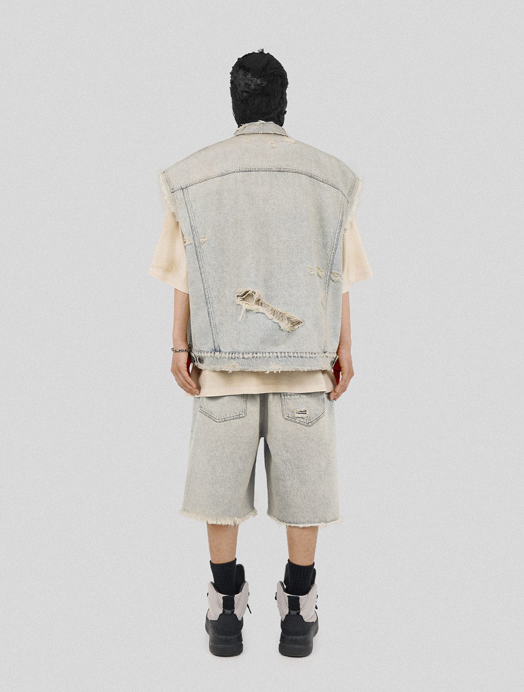 UNDERWATER Raw Edge Washed Denim Vest