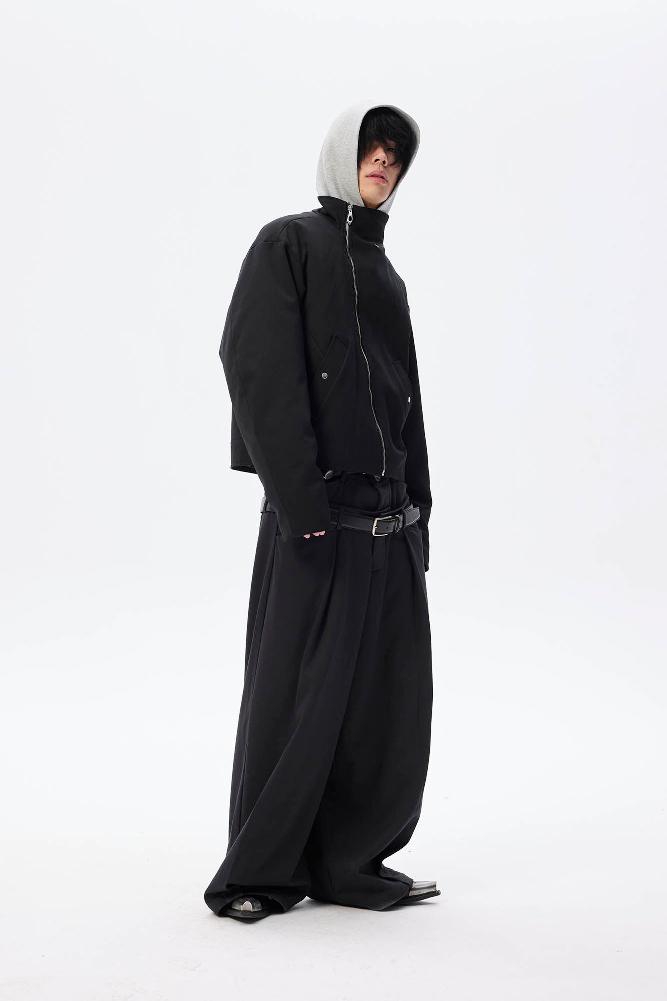 WHISTLEHUNTER Asymmetrical Zipper Detachable Hooded Layered Jacket
