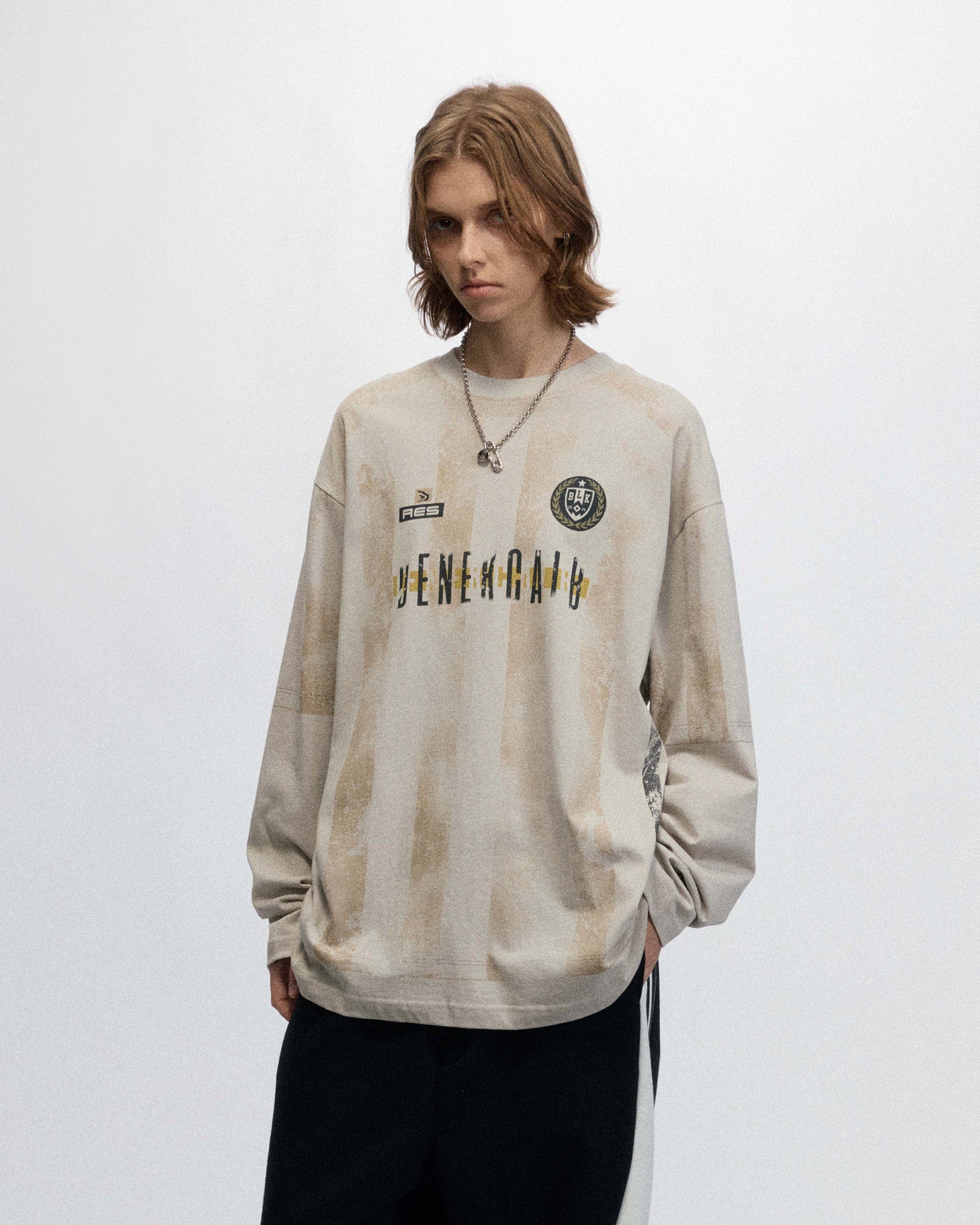 OVDY Retro Distressed Long-Sleeve Jersey