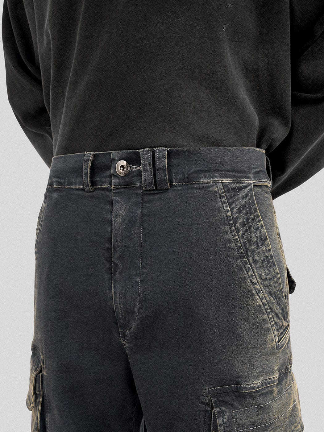 UNDERWATER Multi Pockets Gradient Jeans