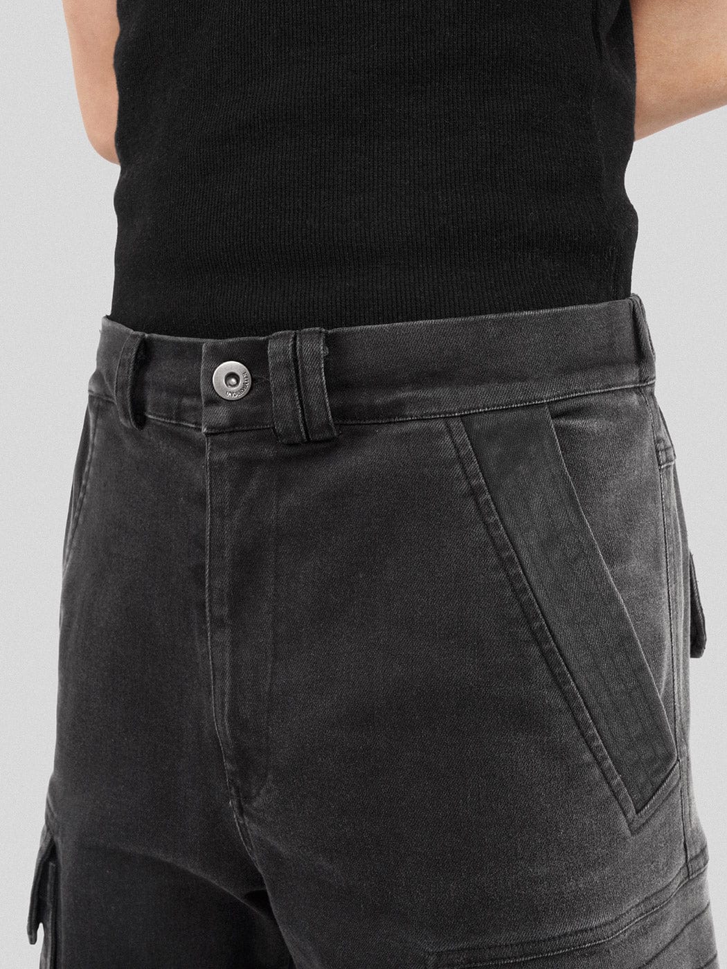 UNDERWATER Multi Pockets Gradient Jeans Black