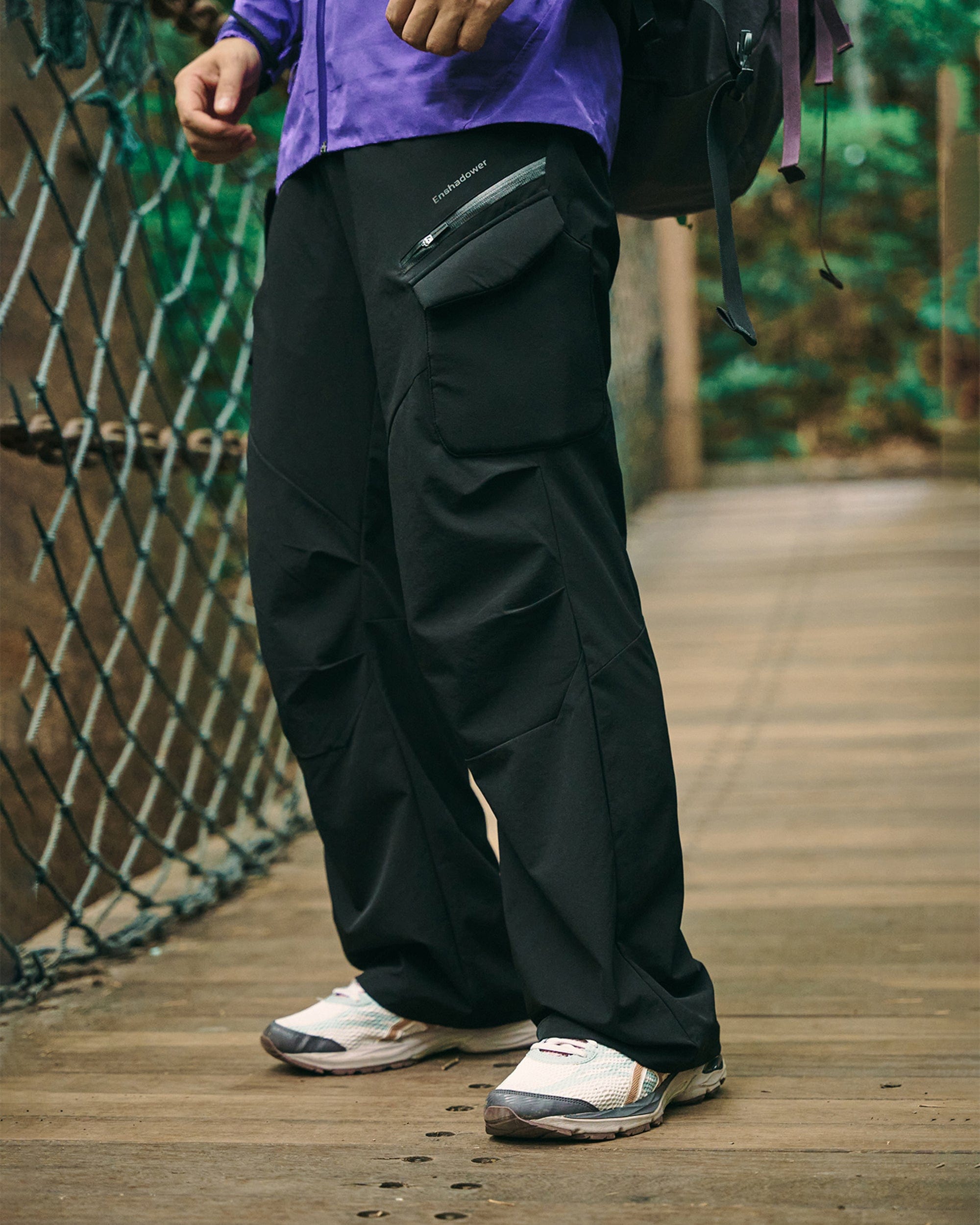 ENSHADOWER Waterproof Pleated Foam Pocket Hiking Pants