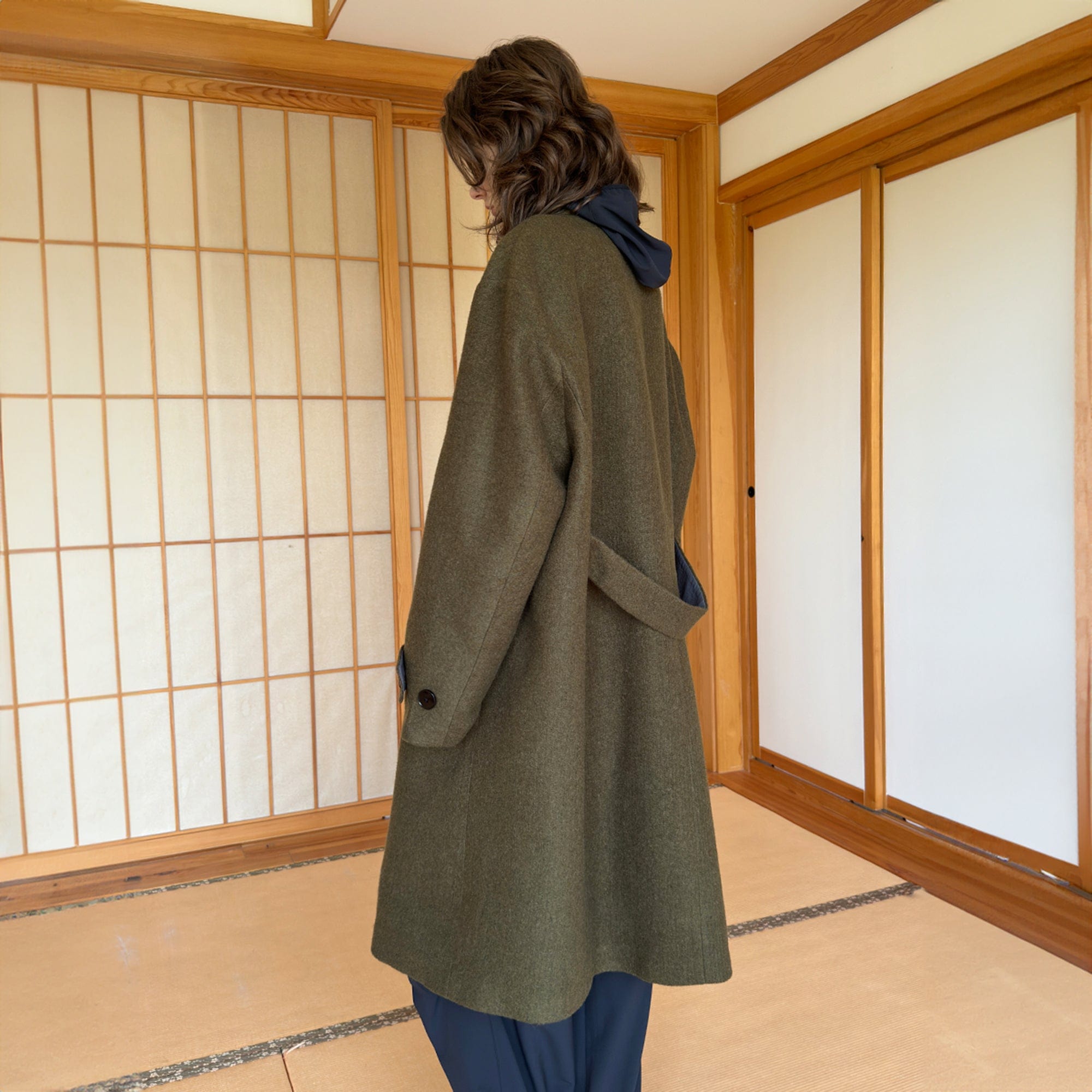 MIICHOUS Modern Oversized Double-Breasted Wool Coat