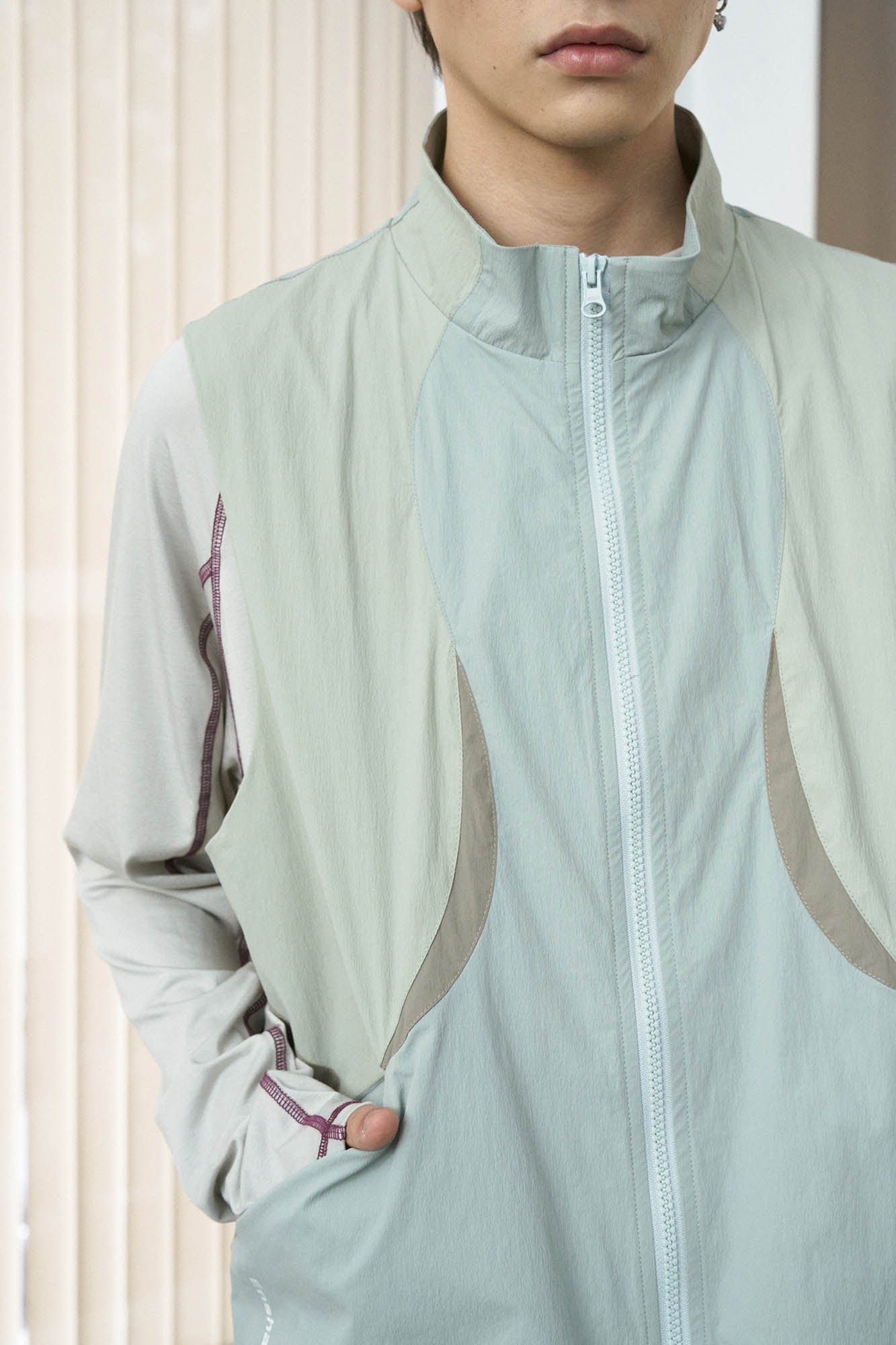 ENSHADOWER Contrast Arc Spliced Drawstring Vest