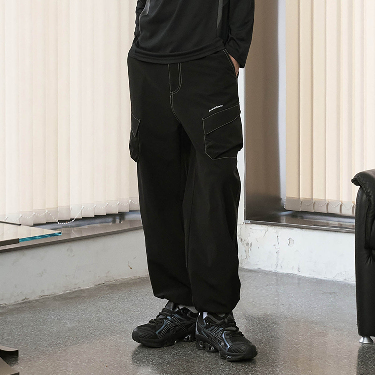 ENSHADOWER Stitched Multi-Pocket Jogger Pants
