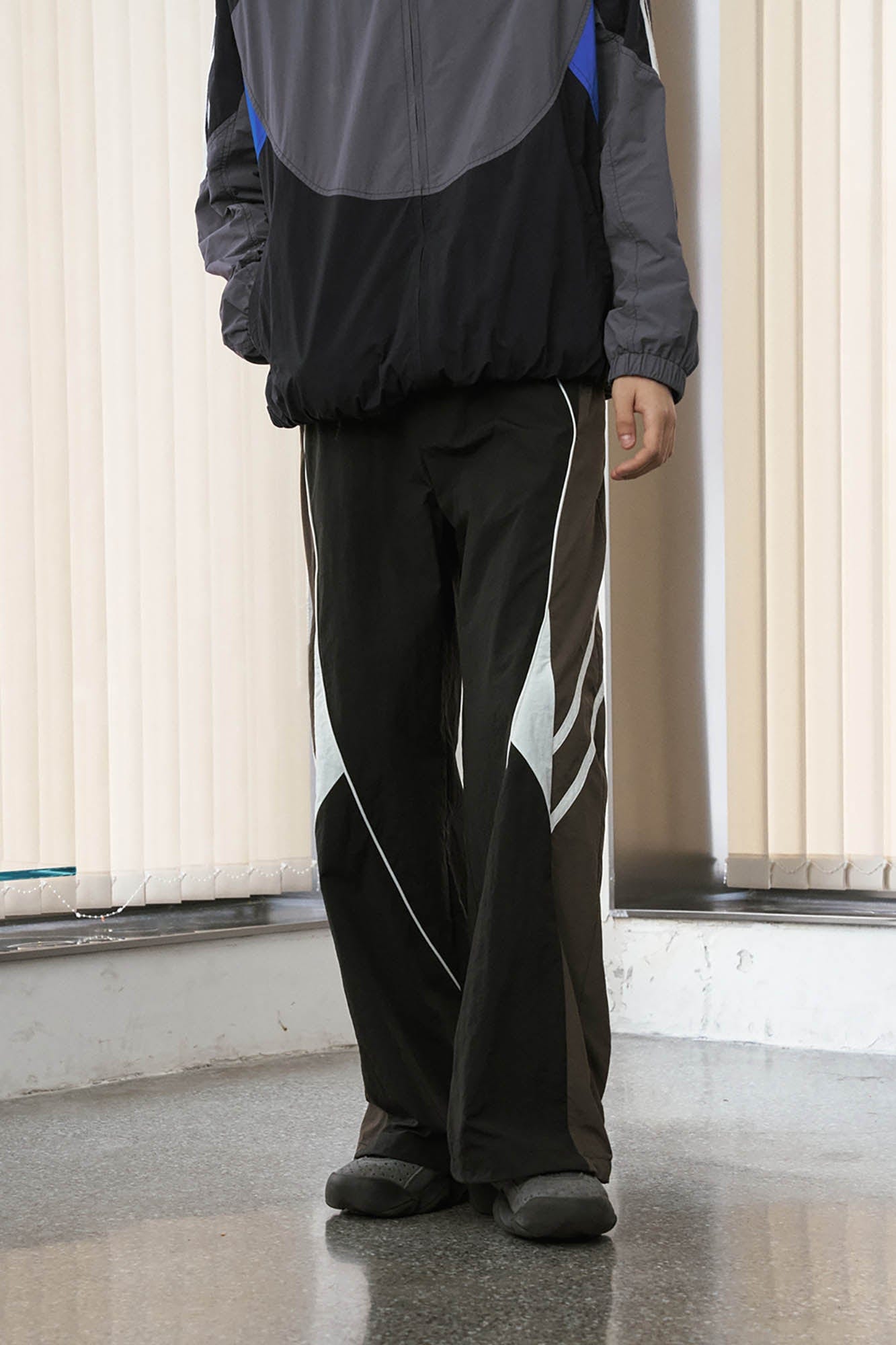 ENSHADOWER Contrast Striped Hem-Drawstring Pants