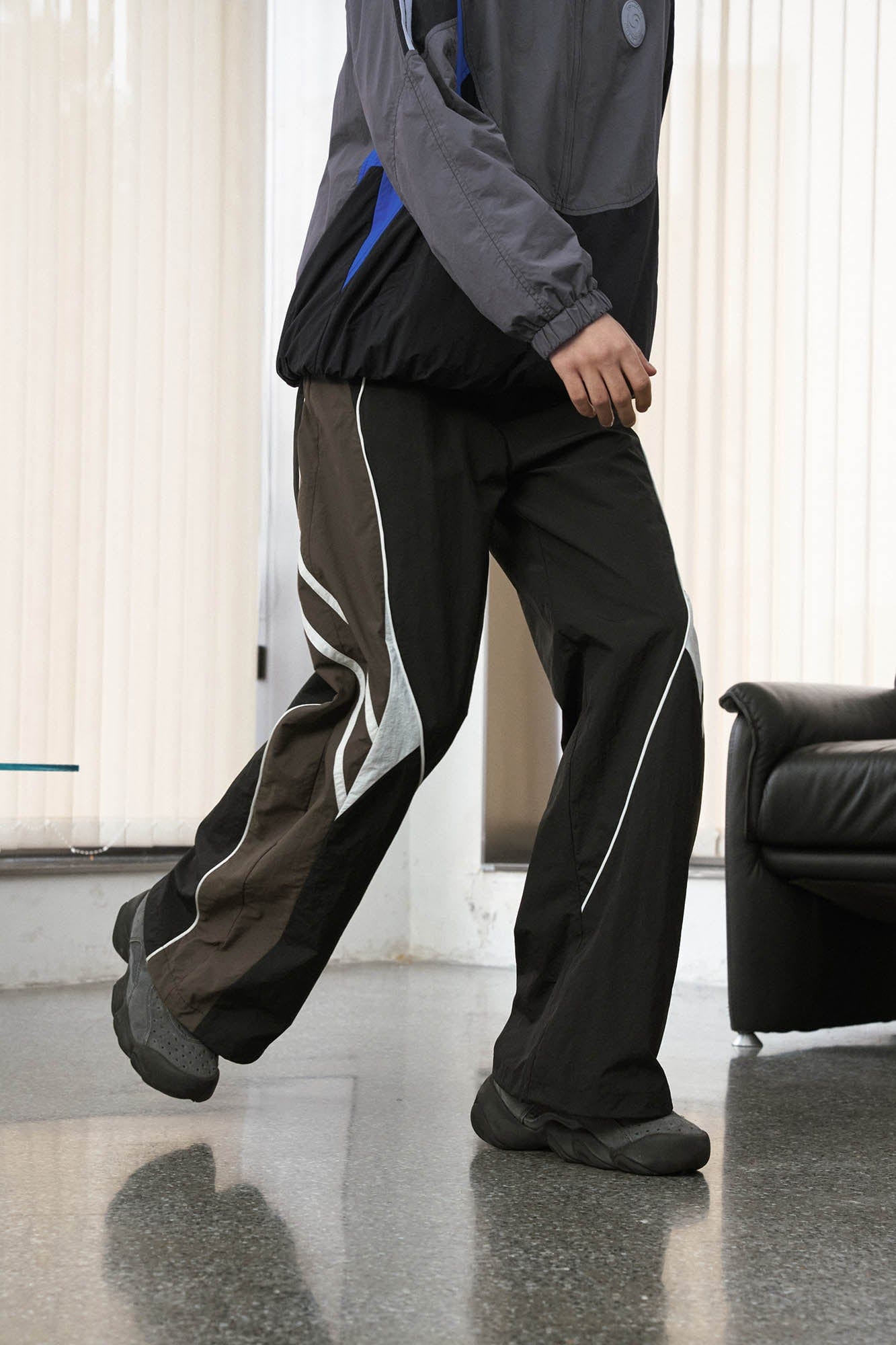 ENSHADOWER Contrast Striped Hem-Drawstring Pants