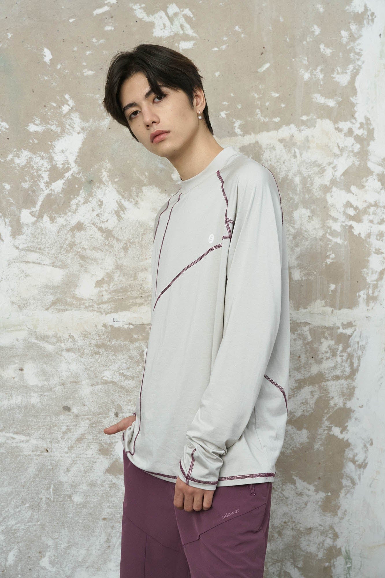 ENSHADOWER Asymmetrical Stitch Quick-Dry Long-Sleeve Tee