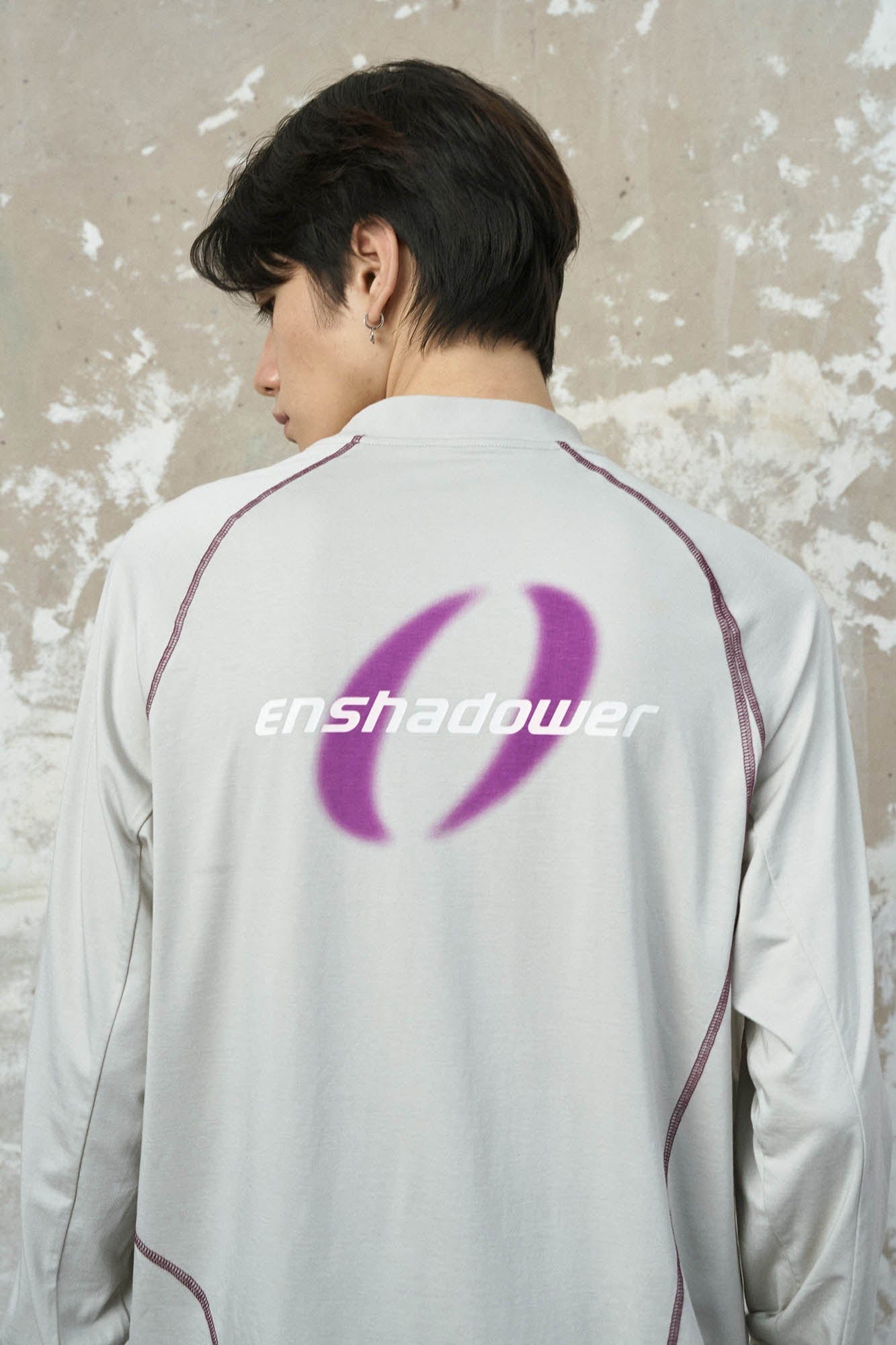 ENSHADOWER Asymmetrical Stitch Quick-Dry Long-Sleeve Tee
