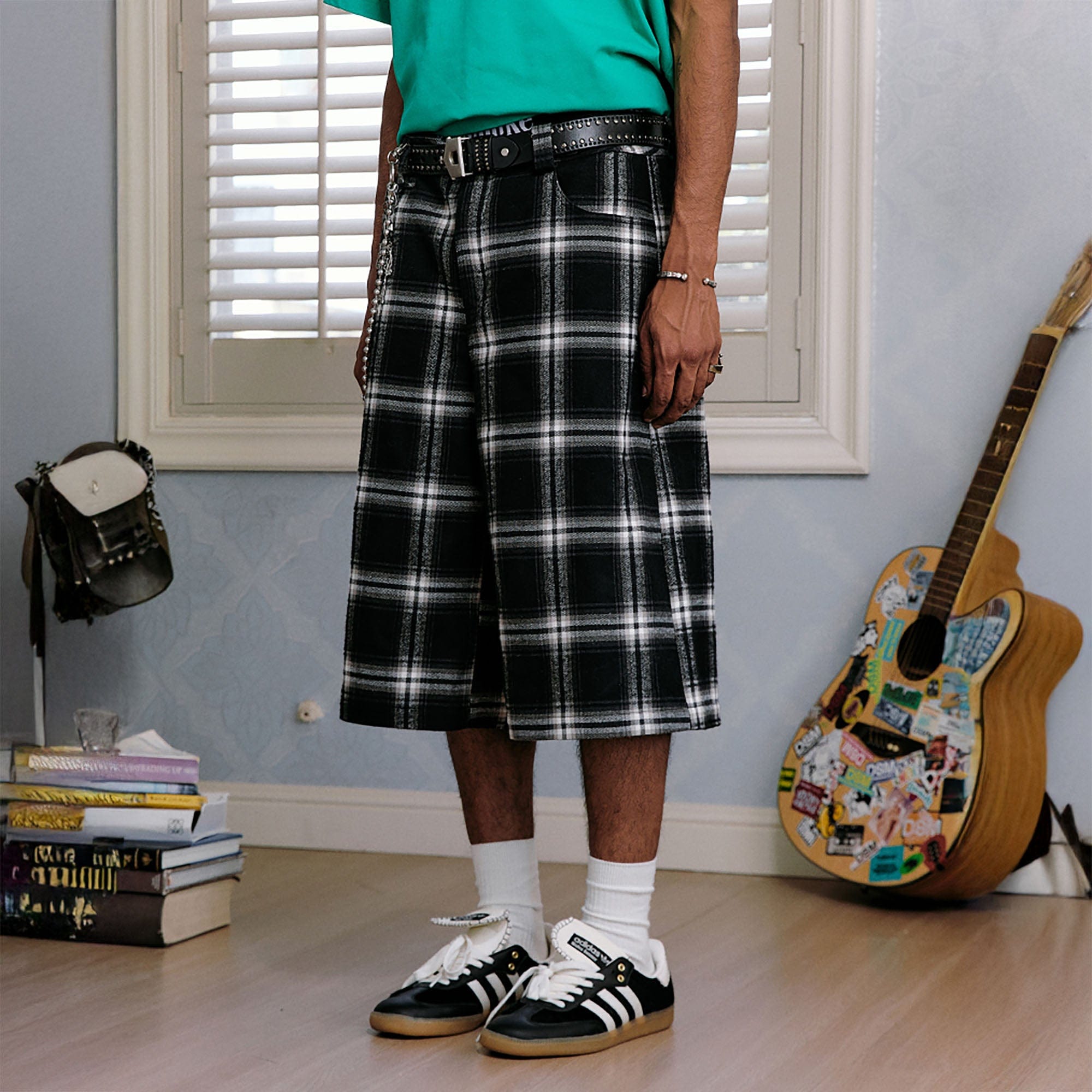DONSMOKE Retro Plaid Oversized Shorts