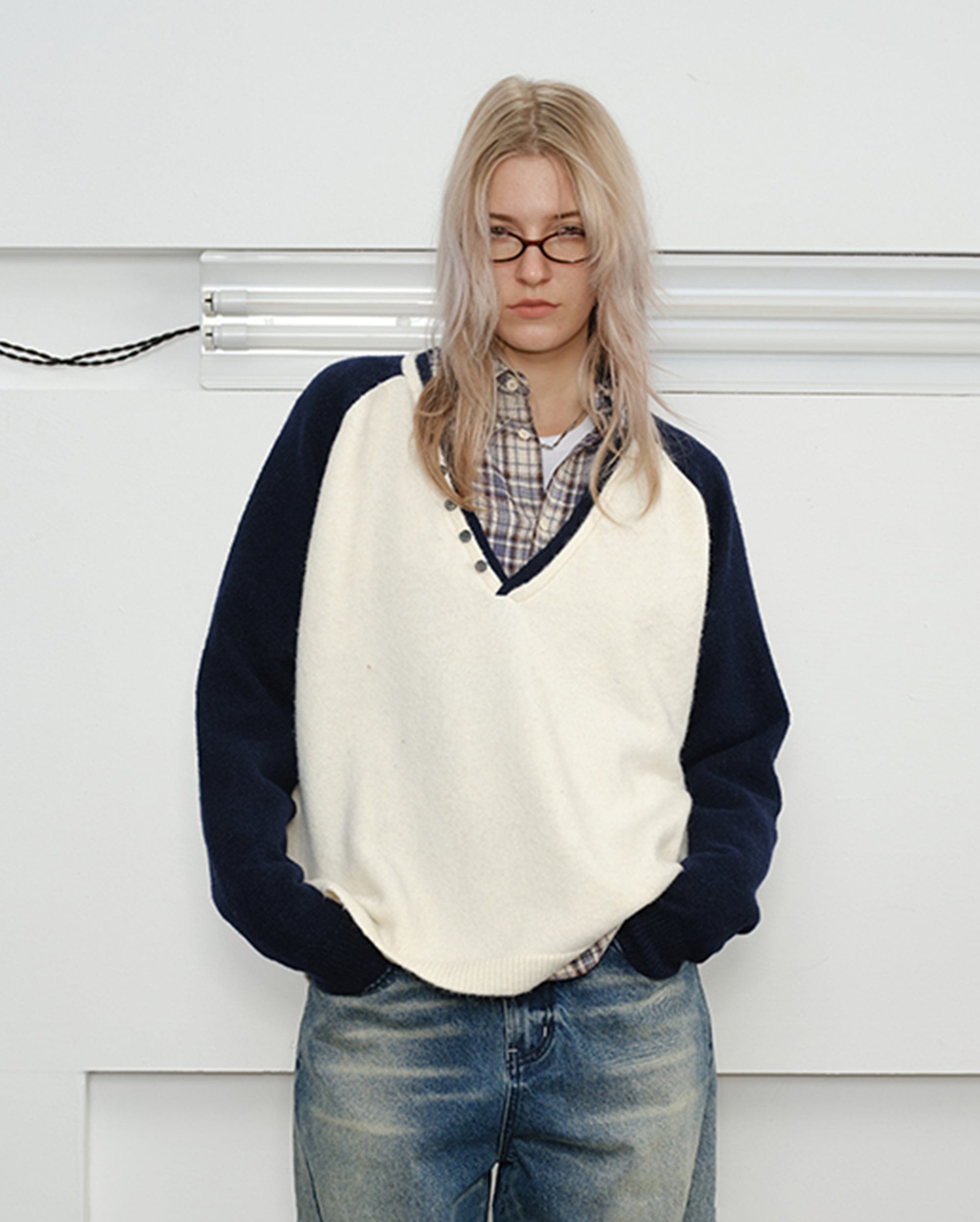 KREATE V-Neck Buttoned Color-Blocked Sweater