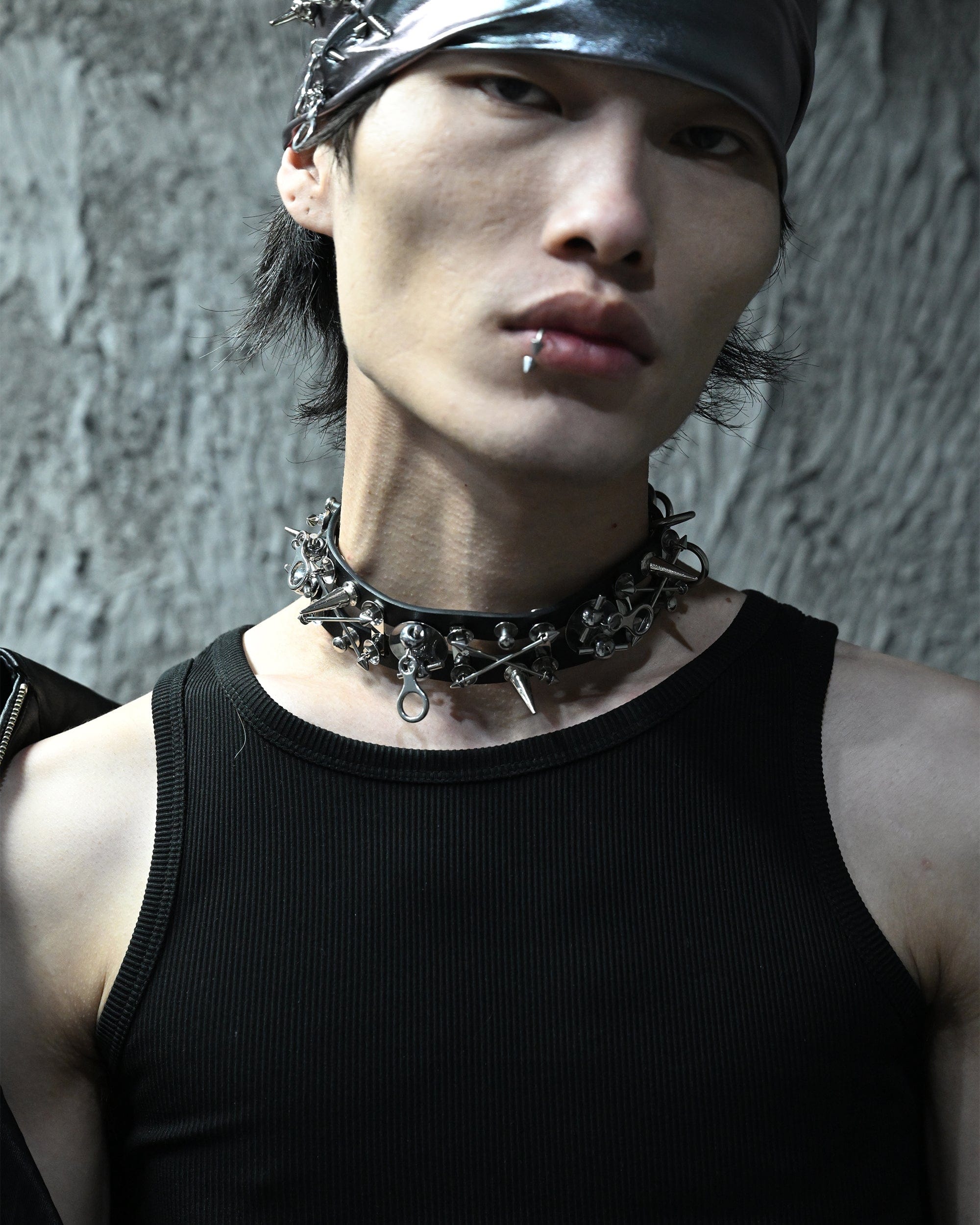 ILLUSORY Modern Hunter Rivet PU Choker