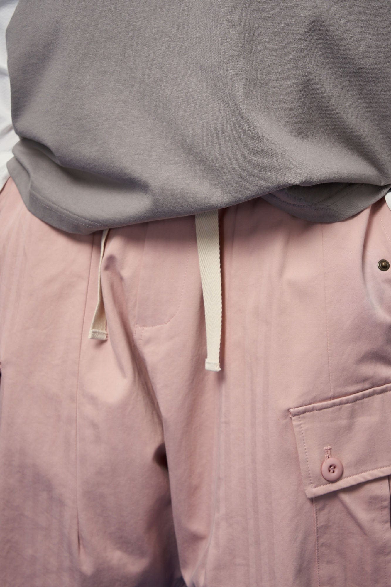 UNLIMITED MOTE Multi-Pocket Drawstring Cargo Shorts