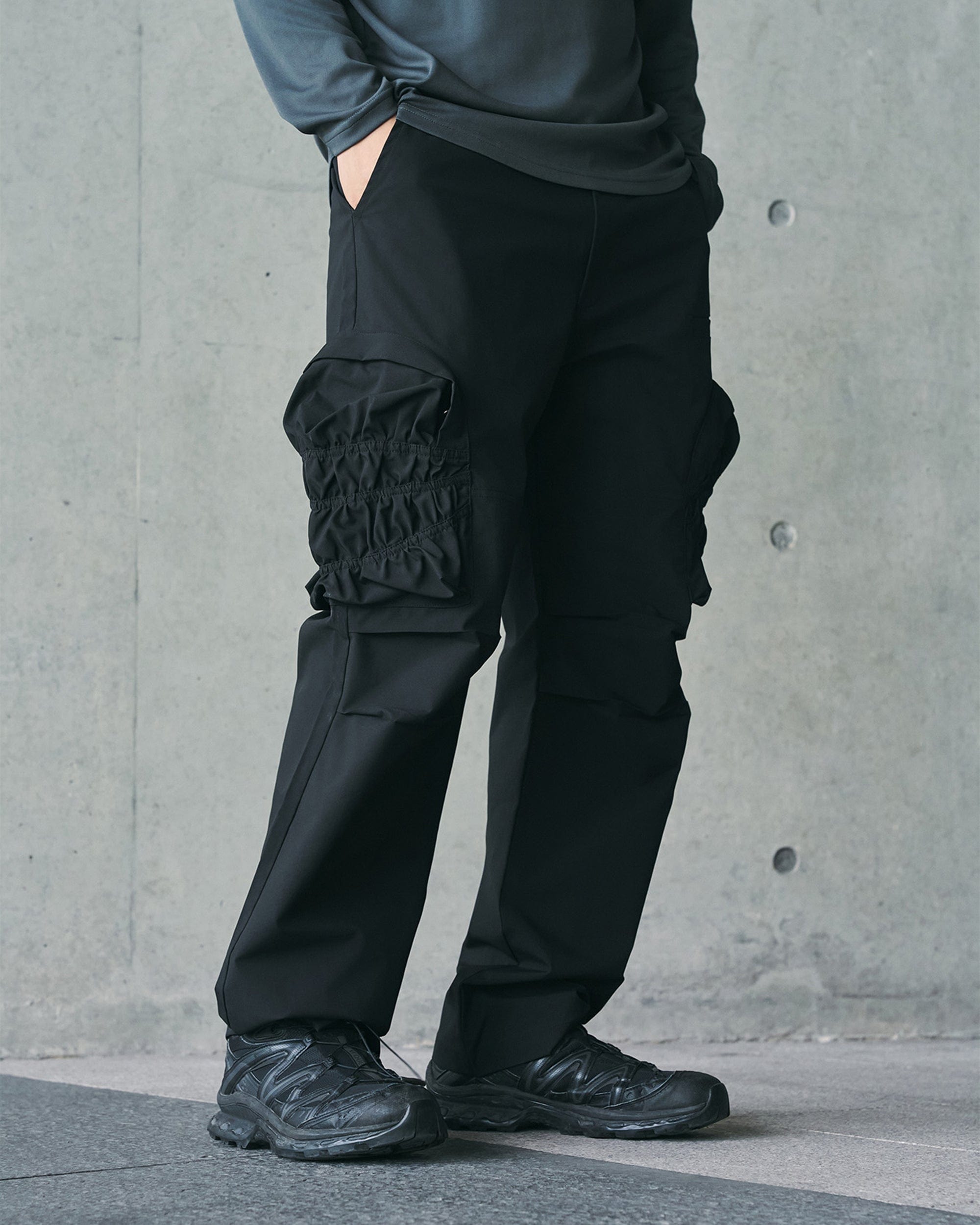 ENSHADOWER Modern Pleated Pocket Ourdoor Pants