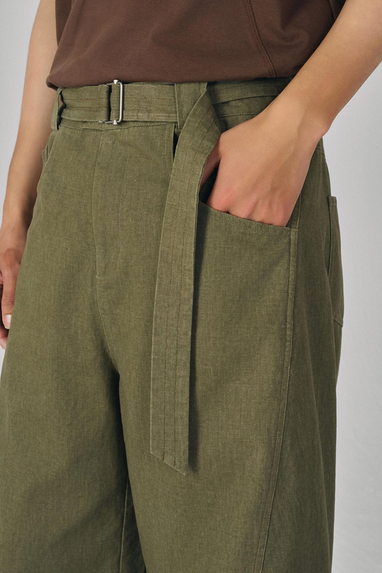 GONGHE REPUB Arc Spliced Strap Belt Pants
