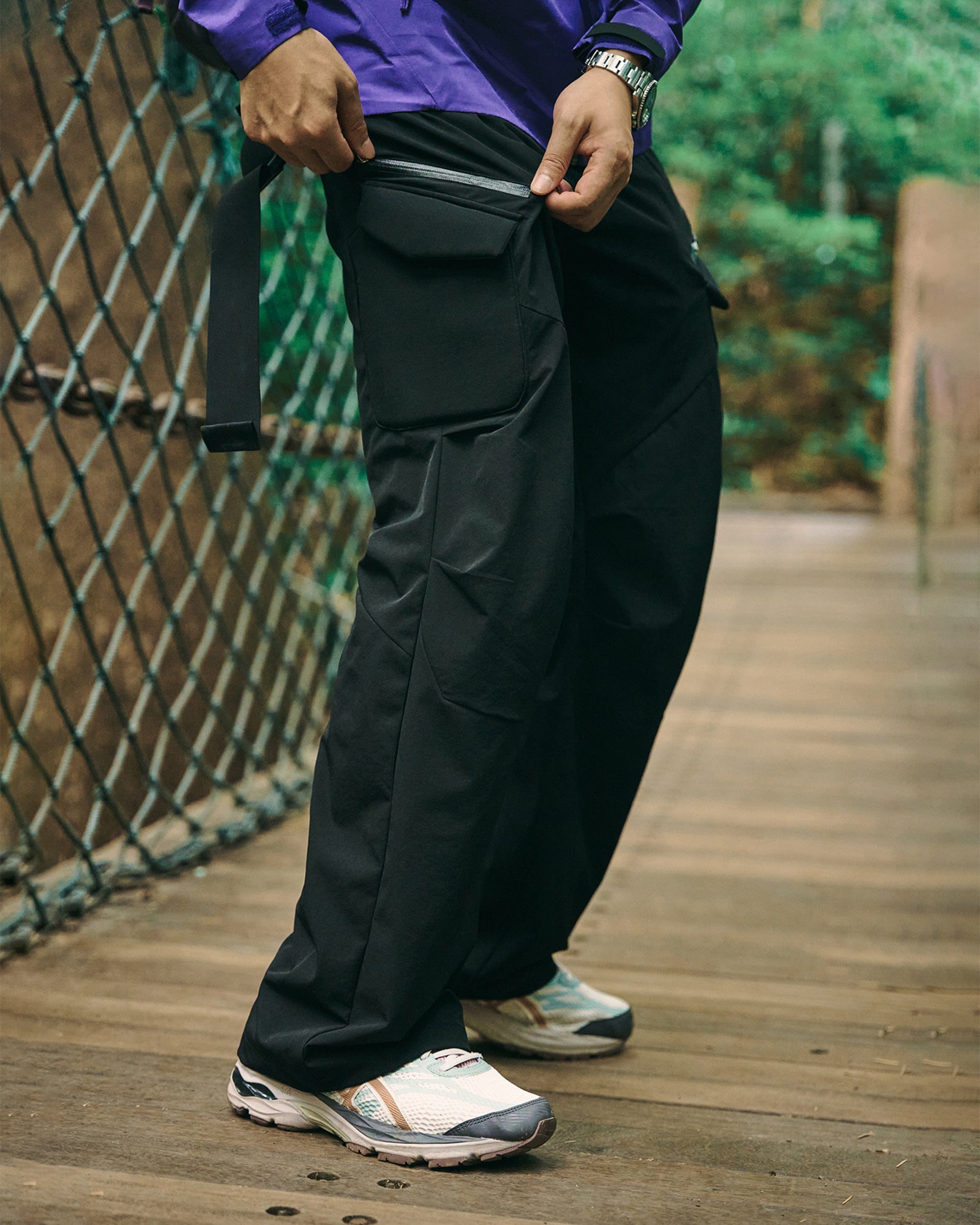 ENSHADOWER Waterproof Pleated Foam Pocket Hiking Pants