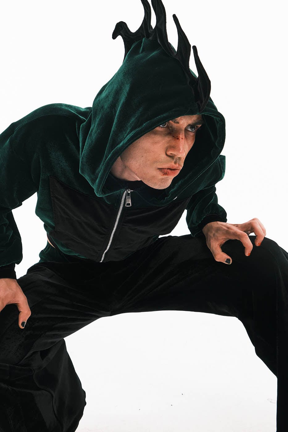 EMBRYO Dinosaur Velvet Cropped Zip-Up Hoodie