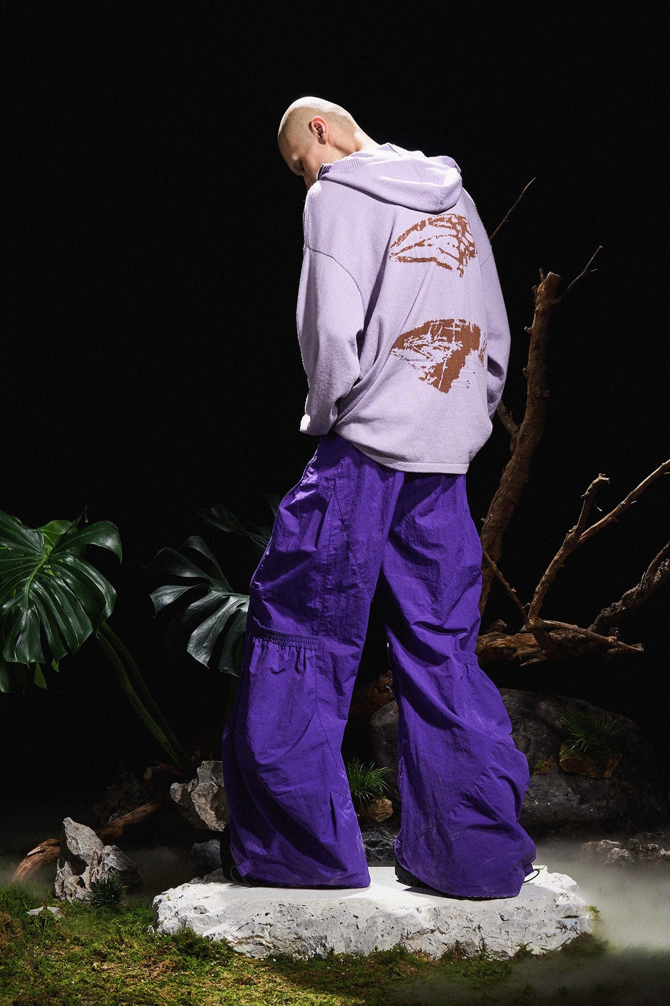 RELABEL Big-Pocket Pleated Oversized Curved Pants Purple