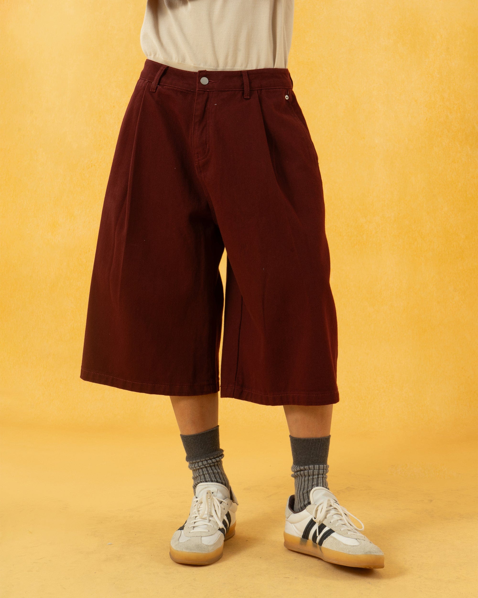 CLP Classic Rivet Pleated Oversized Shorts