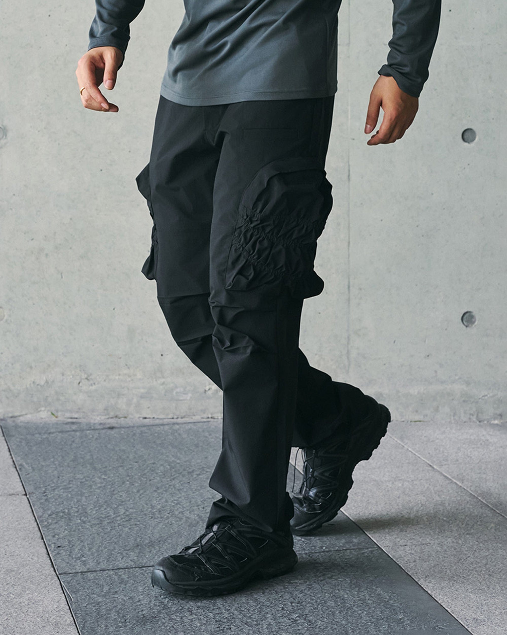ENSHADOWER Modern Pleated Pocket Ourdoor Pants