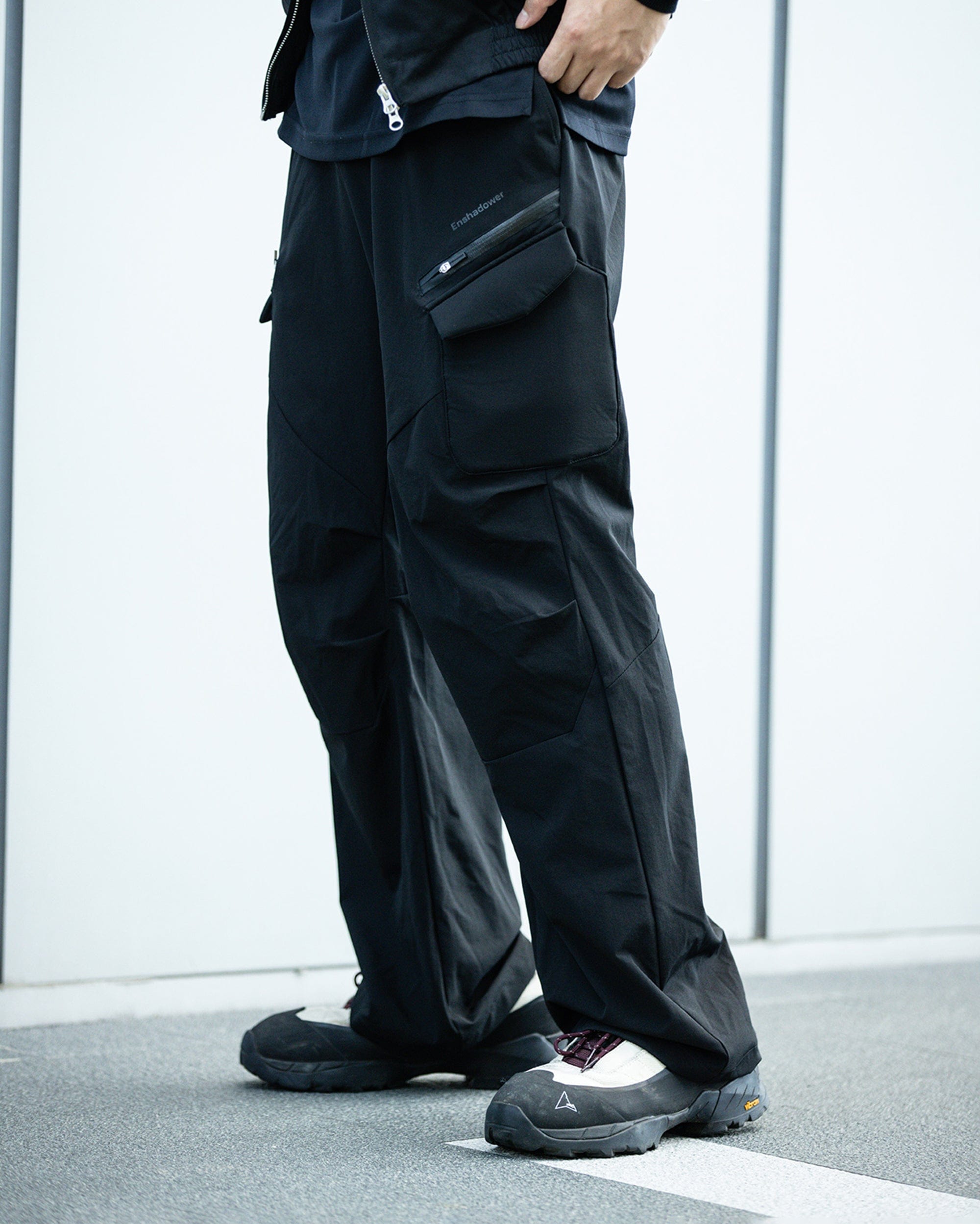 ENSHADOWER Waterproof Pleated Foam Pocket Hiking Pants