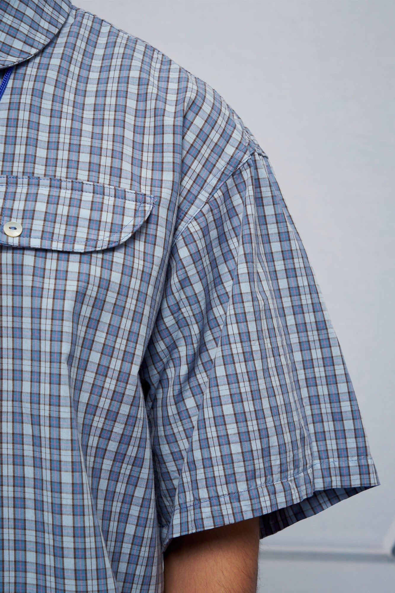 UNLIMITED MOTE Drawstring Hem Plaid Peter Pan Collar Half Shirt