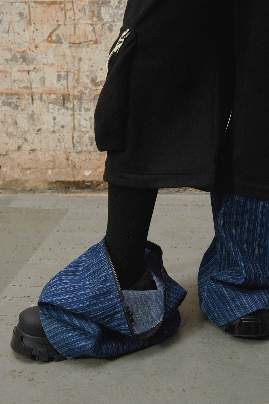 RELABEL Detachable Multimodal Cargo Pants