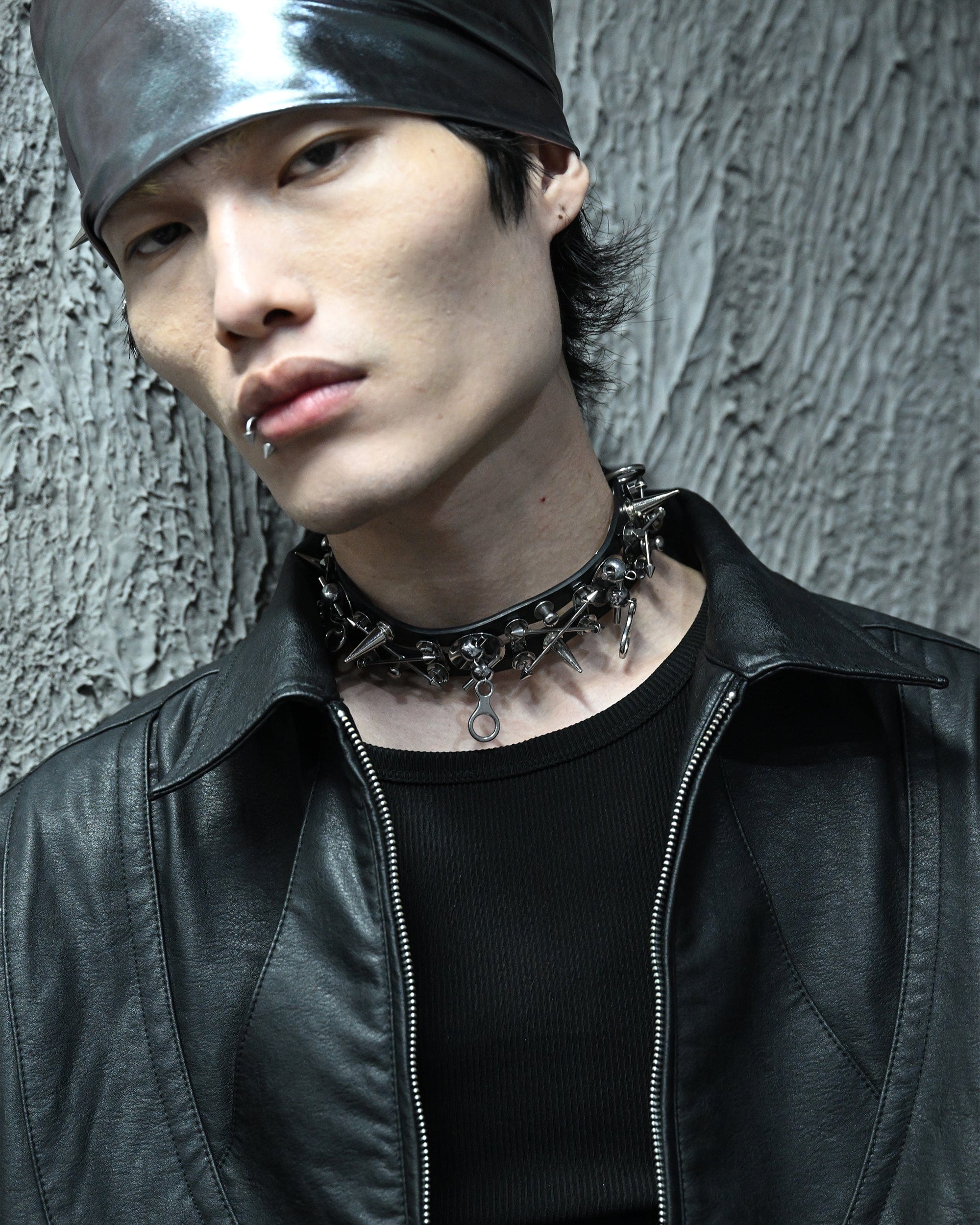 ILLUSORY Modern Hunter Rivet PU Choker