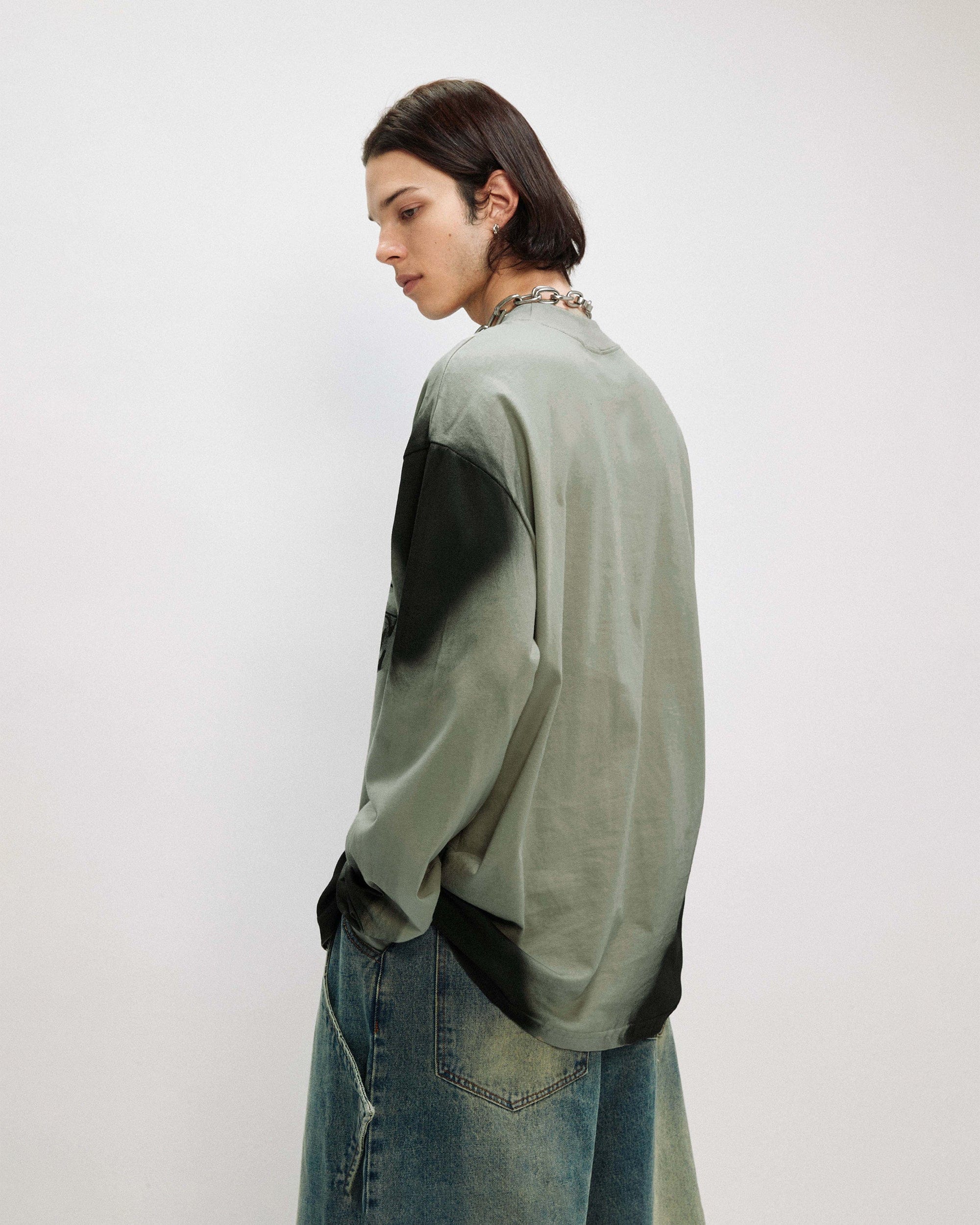 OVDY Unloose Ink Gradient Long-Sleeve Tee