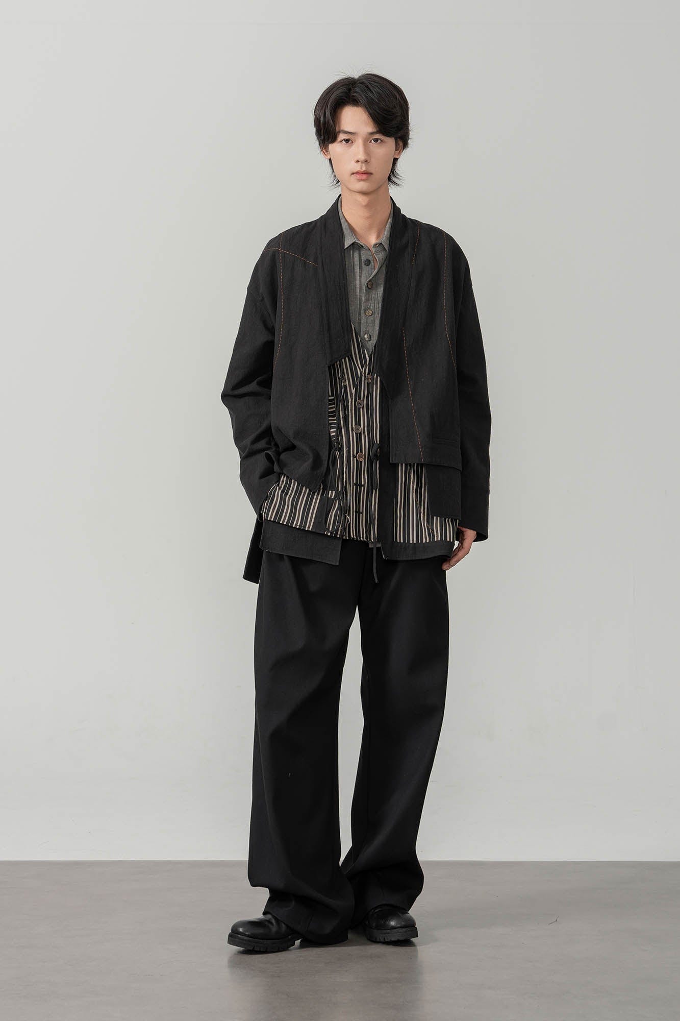 MOITIEDEPETALE Geometric Paneled Pinstripe Pleated Wide-Leg Trousers