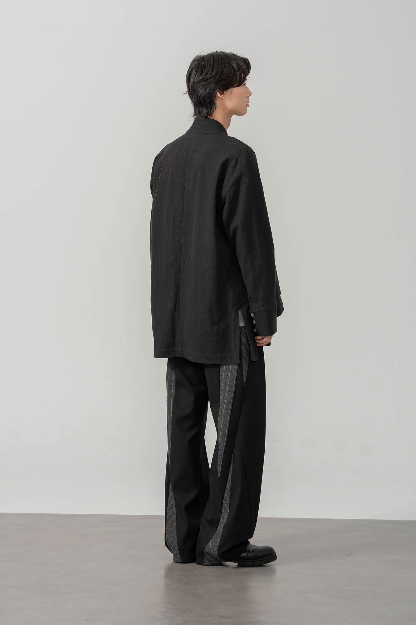 MOITIEDEPETALE Geometric Paneled Pinstripe Pleated Wide-Leg Trousers
