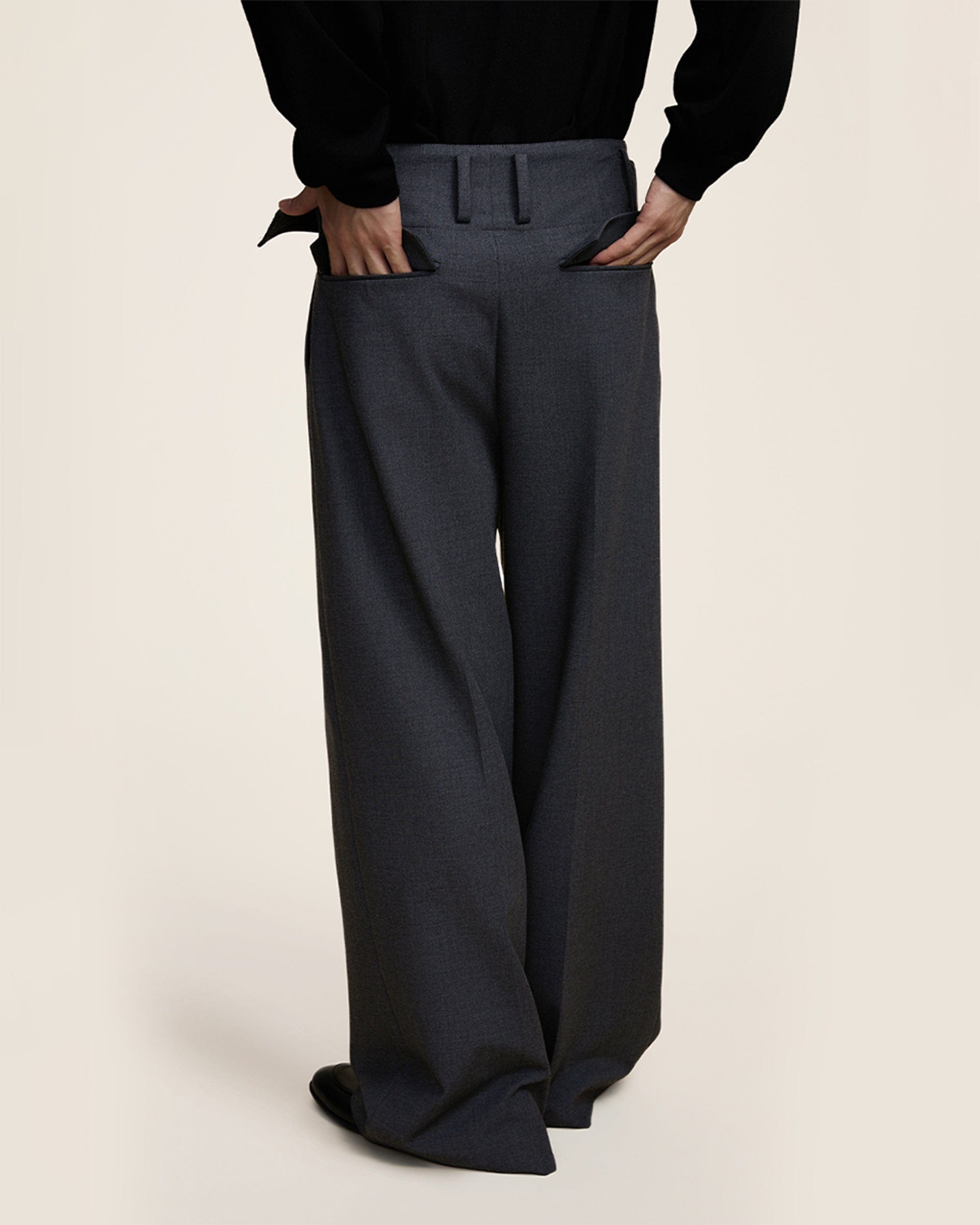 OPICLOTH Classic Pleated Belt Trousers