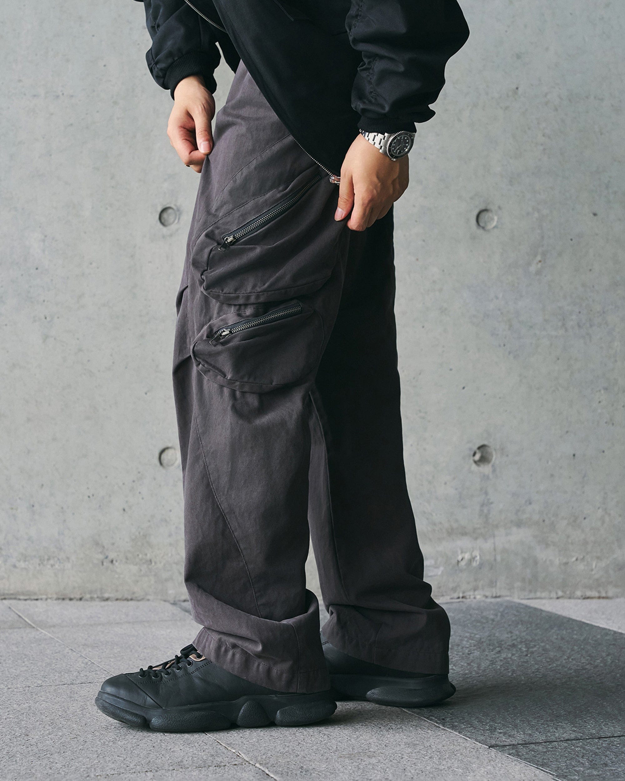 ENSHADOWER Modern Pleated Zipper Tactical Cargo