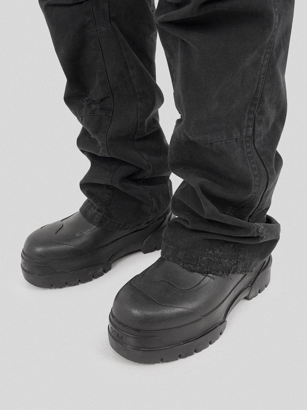 UNDERWATER Distressed Flare Pants