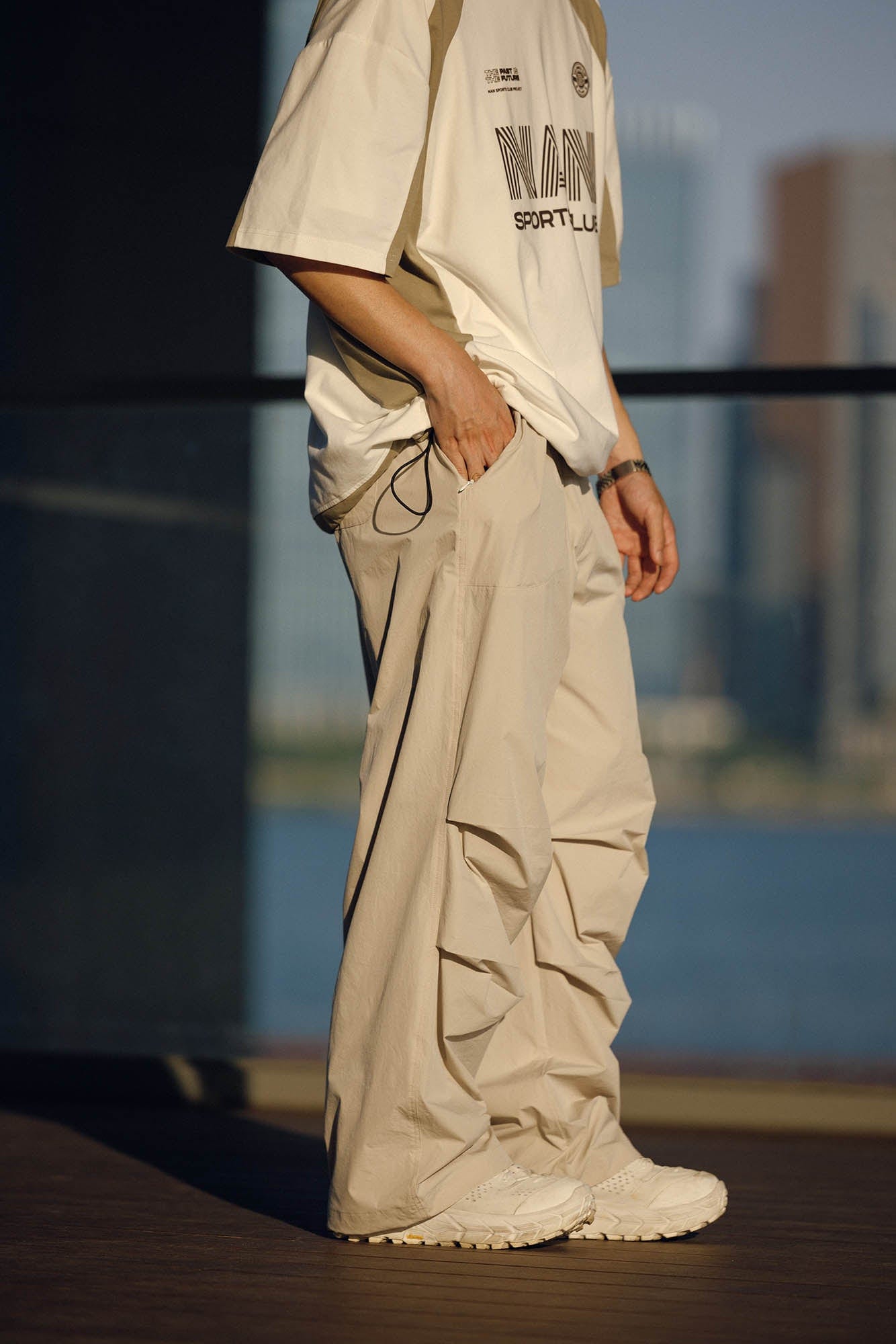 BANANA CLUB Quick-Dry Drawstring Crinkled Parachute Pants