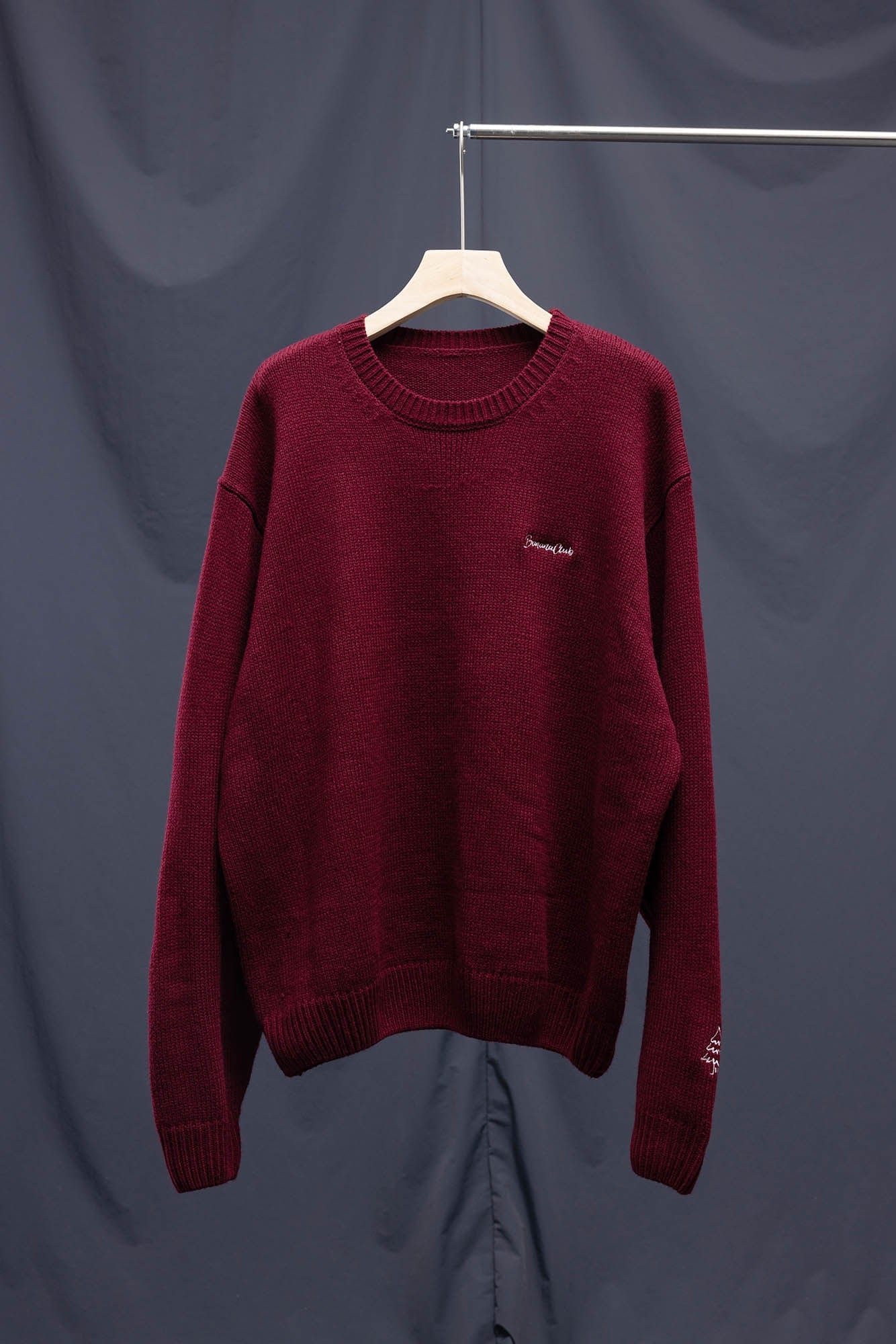 BANANA CLUB Christmas Pullover Sweater