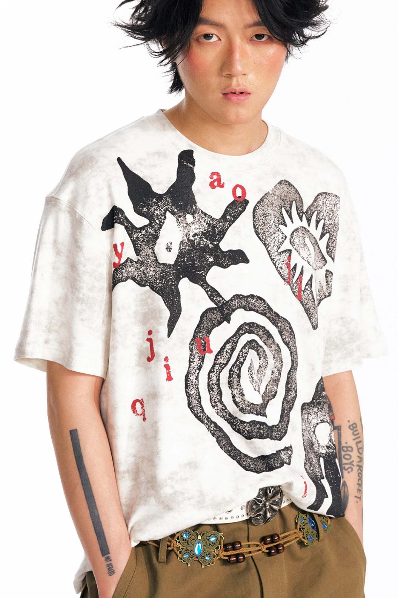 1997 POSTOFFICE Distressed Tribal Graphics T-Shirt