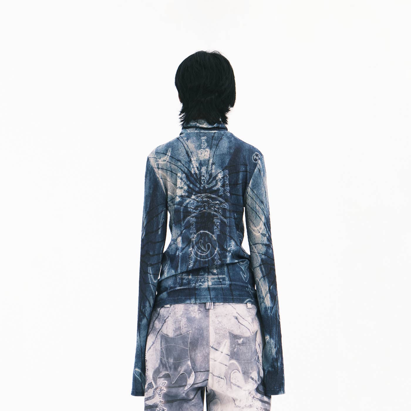 EMBRYO Tie-Dyed Runes Turtleneck L/S Tee