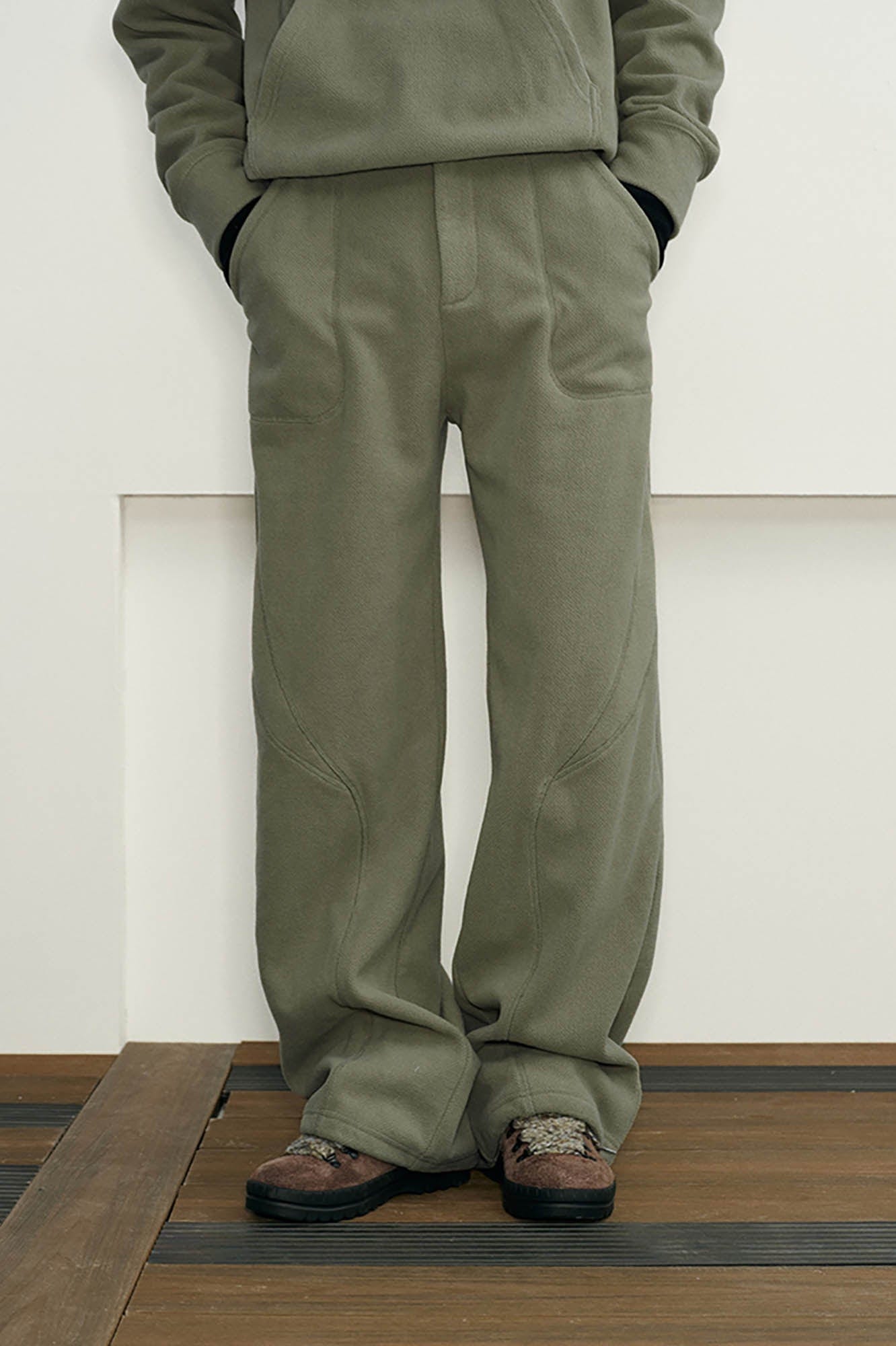 KREATE Curved Seam Thermal Wide-Leg Pants