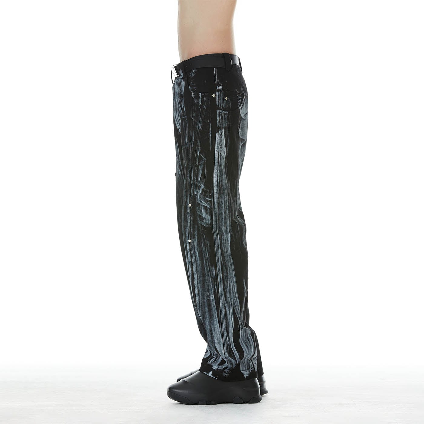 FACEONLAB Gradient Brush-Painted Jeans