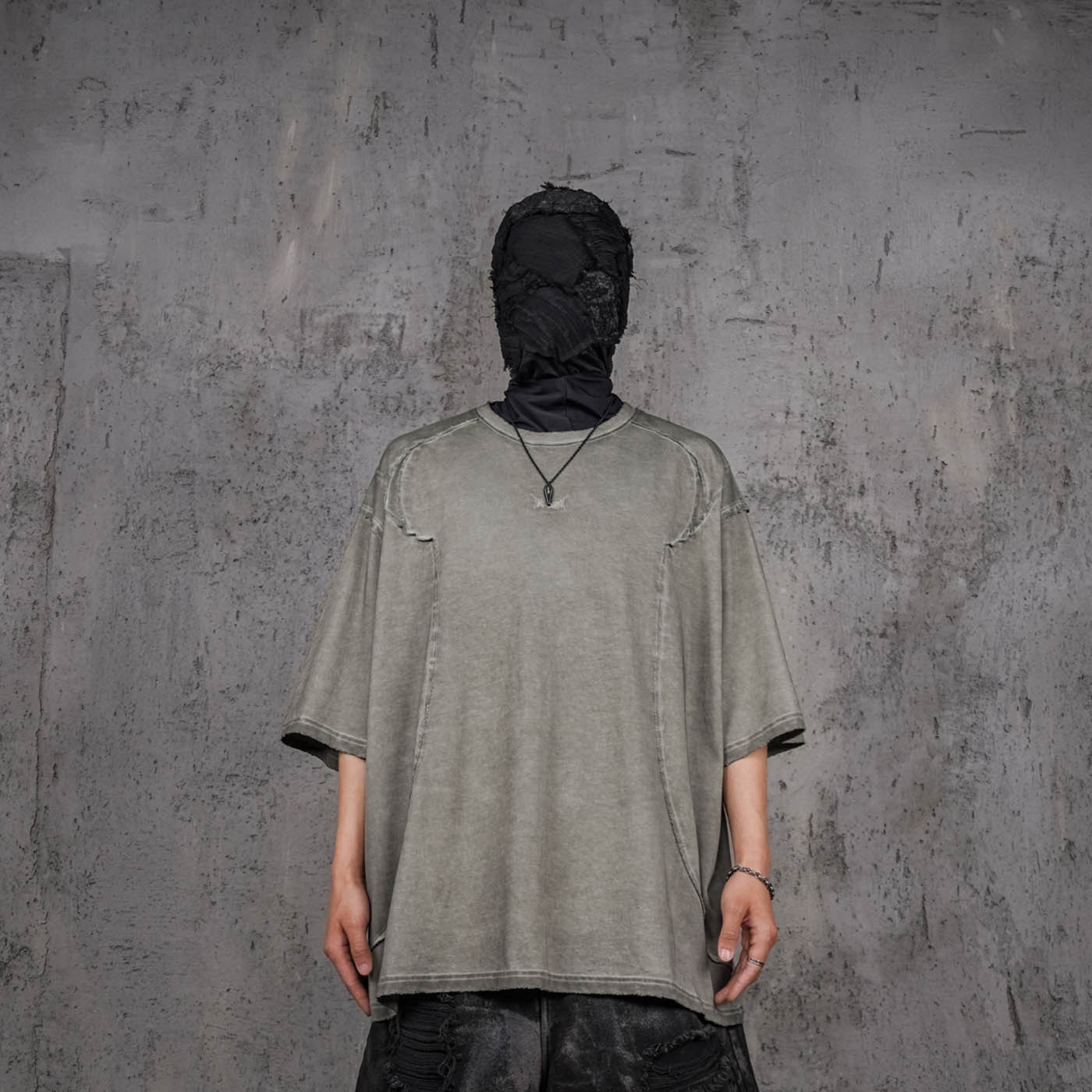 UNDERWATER Wasteland Devil Structure T-Shirt Grey