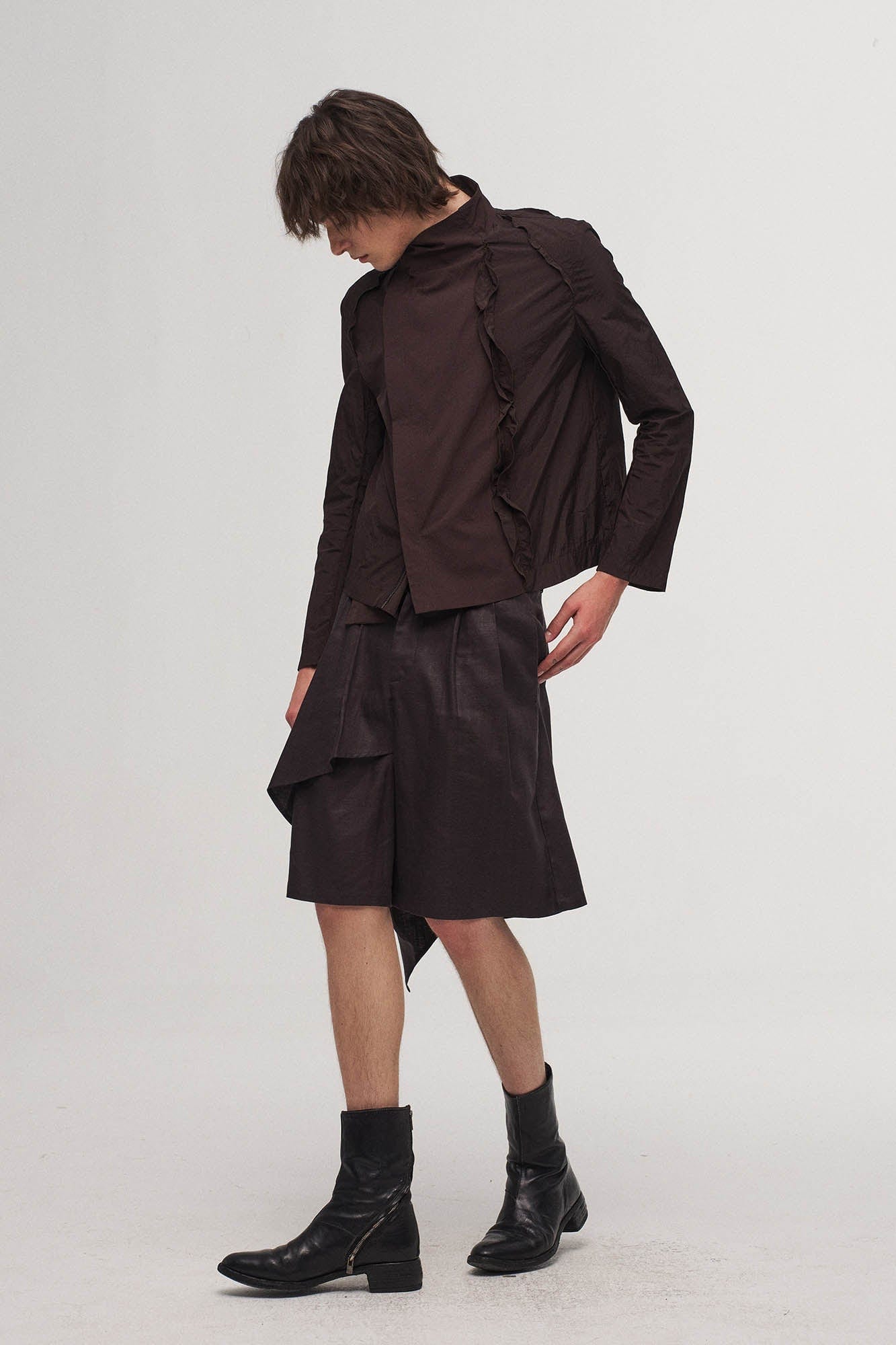 ILNya Nieternite Nifutur Asymmetrical Draped Pleated Shorts