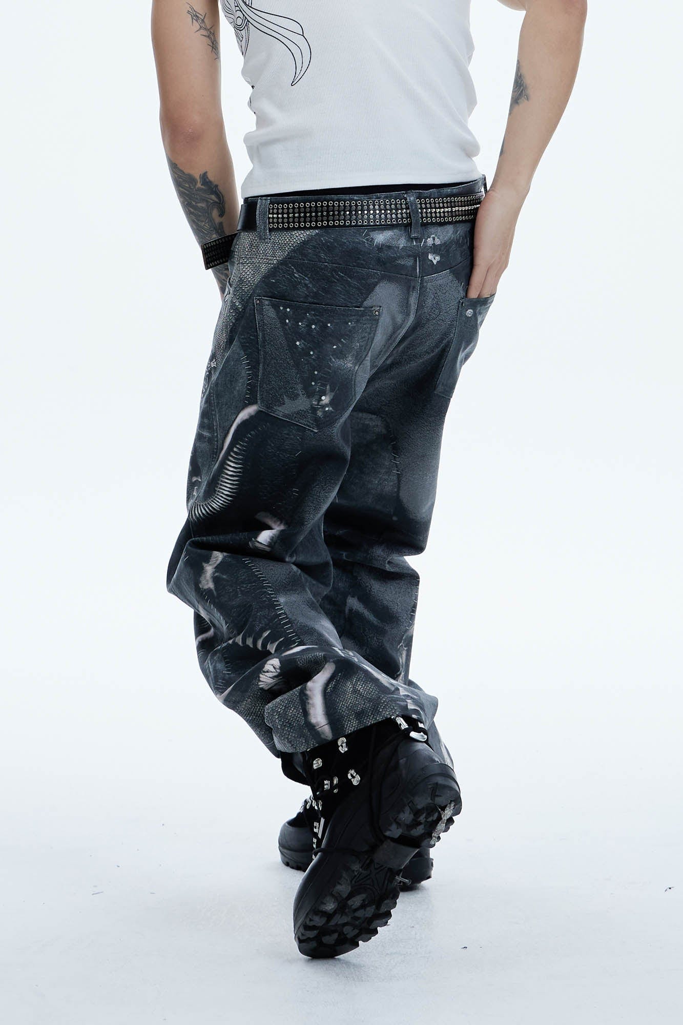 DND4DES Industrial Pipe Lace-Up Graphic Baggy Jeans