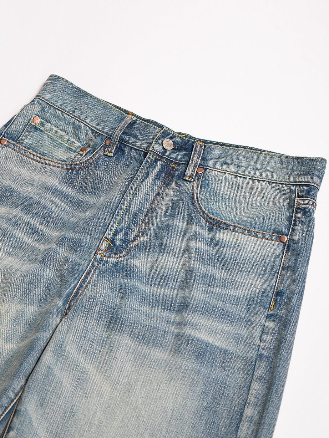 LEONSENSE Raw Edge Washed Flared Jeans