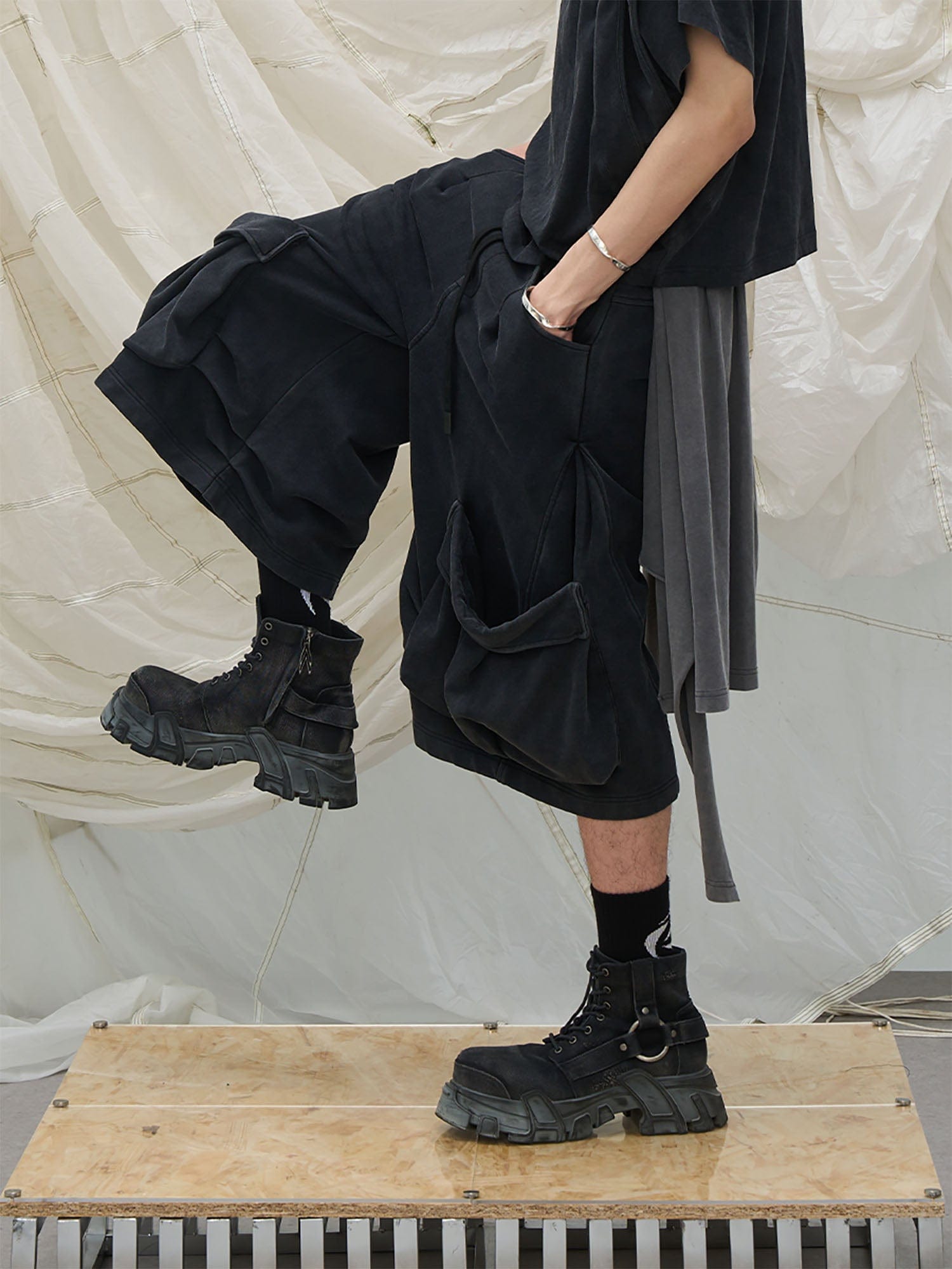 RELABEL Detachable Drape Multi-Pocket Drawstring Shorts