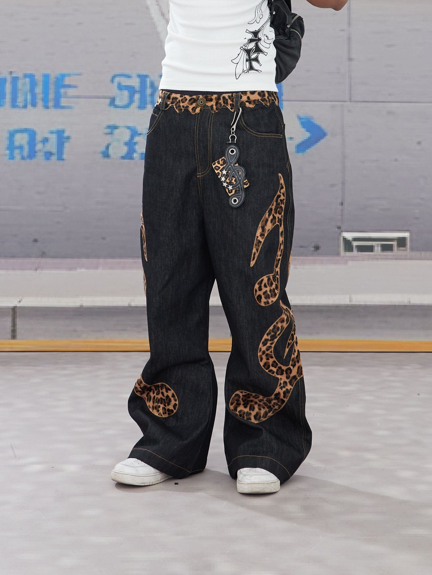 DND4DES Leopard Music Note Patch Baggy Jeans