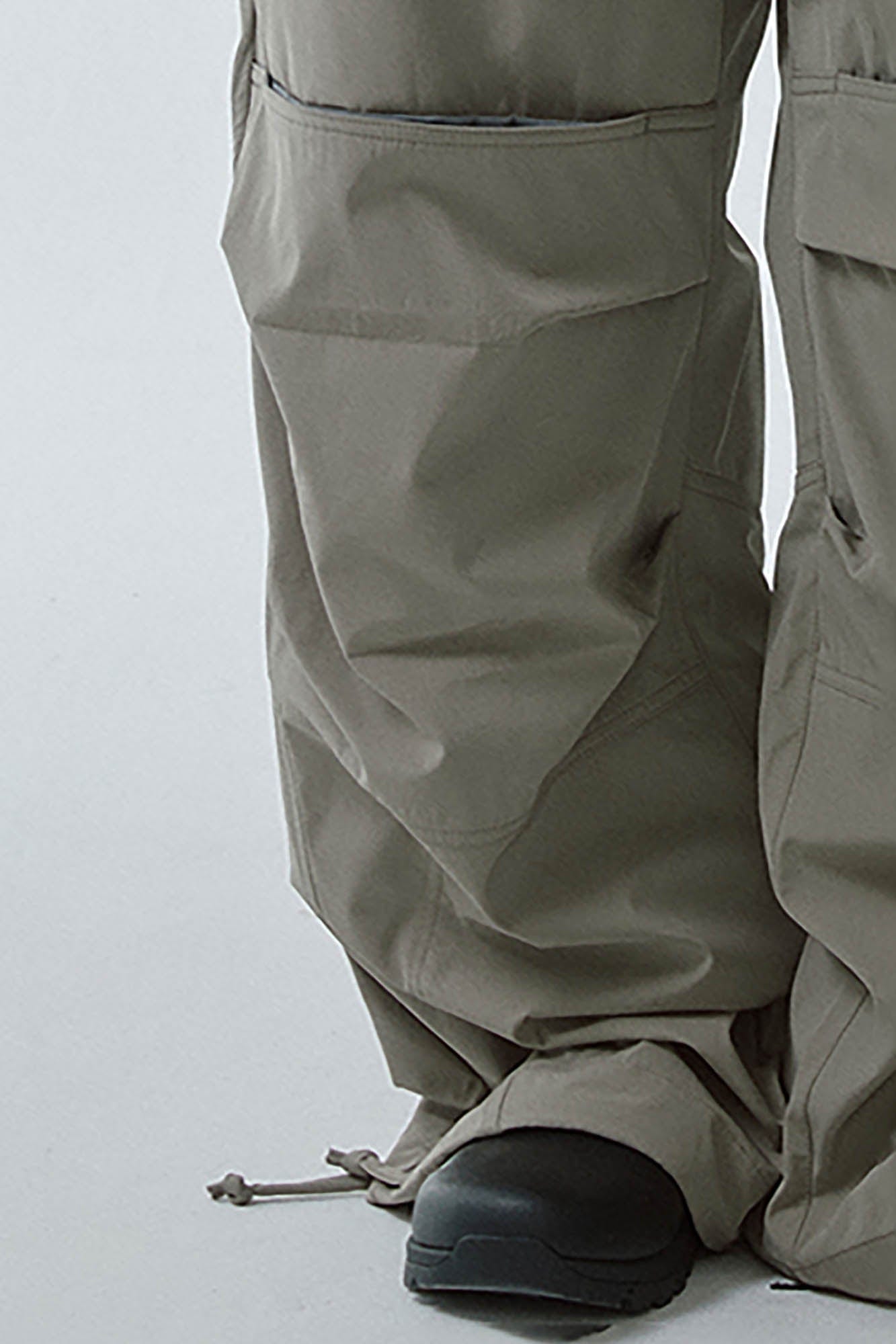 F2CE Multi-Pocket Spliced Crinkled Utility Pants