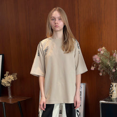 MIICHOUS Geometric Arrow Graphic Raglan T-Shirt
