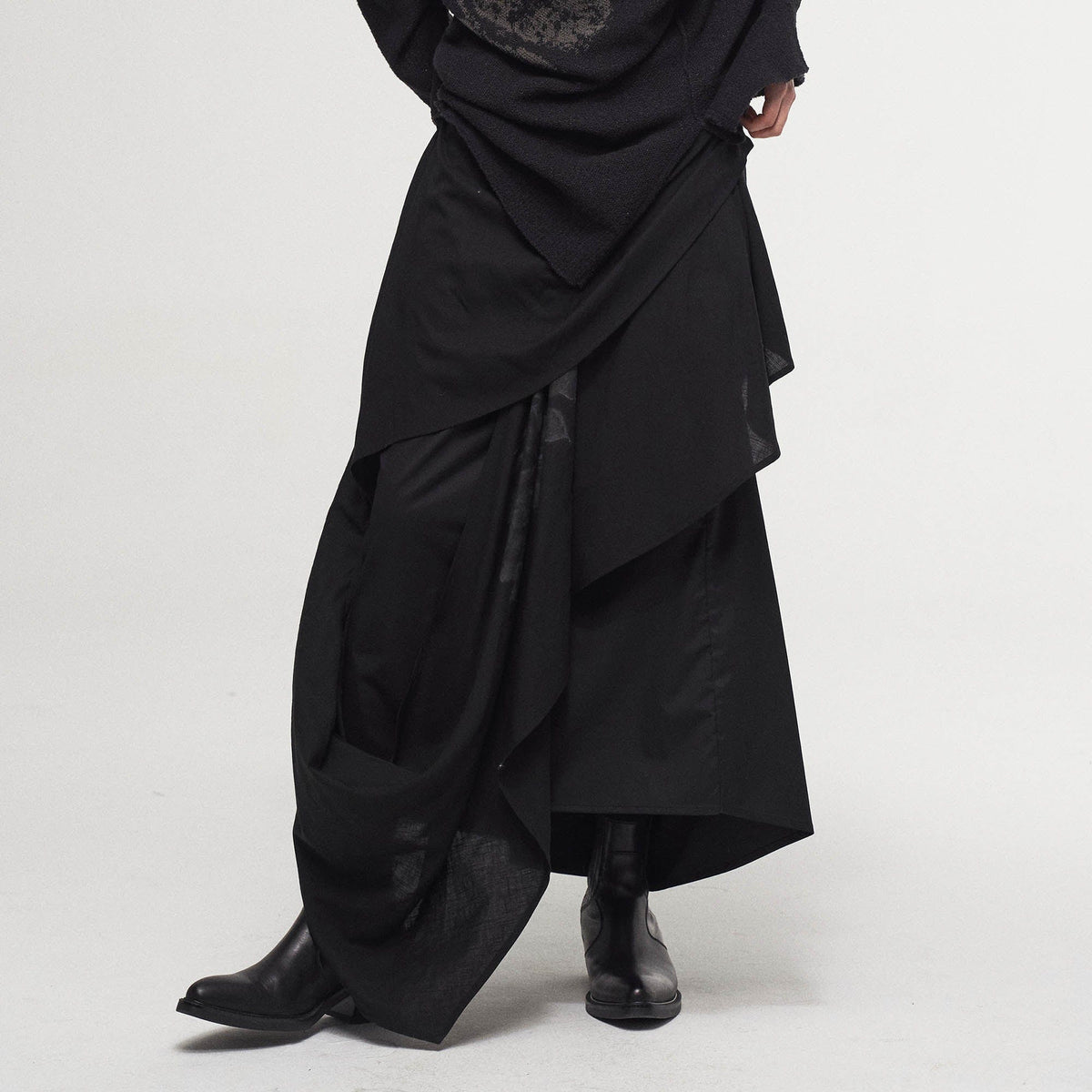 ILNya Nieternite Nifutur Asymmetrical Draped Layered Mulberry Silk Skirt